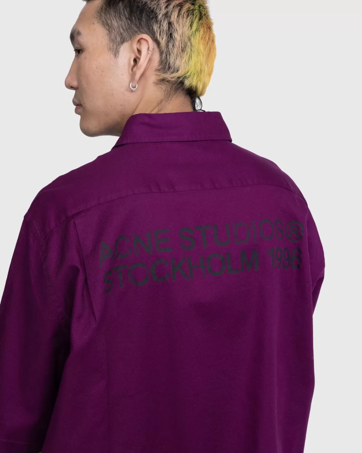 acne_studios_buttonup_overhemd_met_korte_mouwen_paars_2.webp Overhemden^Acne Studios Button-Up Overhemd Met Korte Mouwen Paars