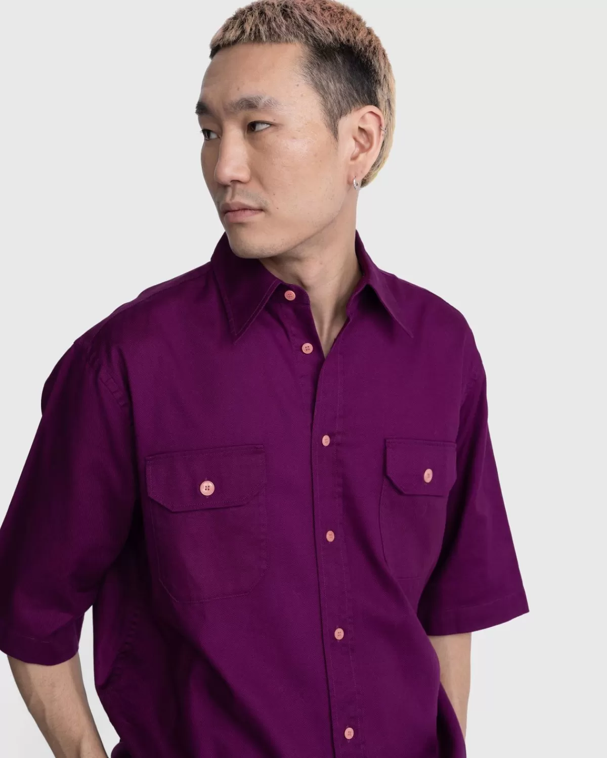 acne_studios_buttonup_overhemd_met_korte_mouwen_paars_5.webp Overhemden^Acne Studios Button-Up Overhemd Met Korte Mouwen Paars