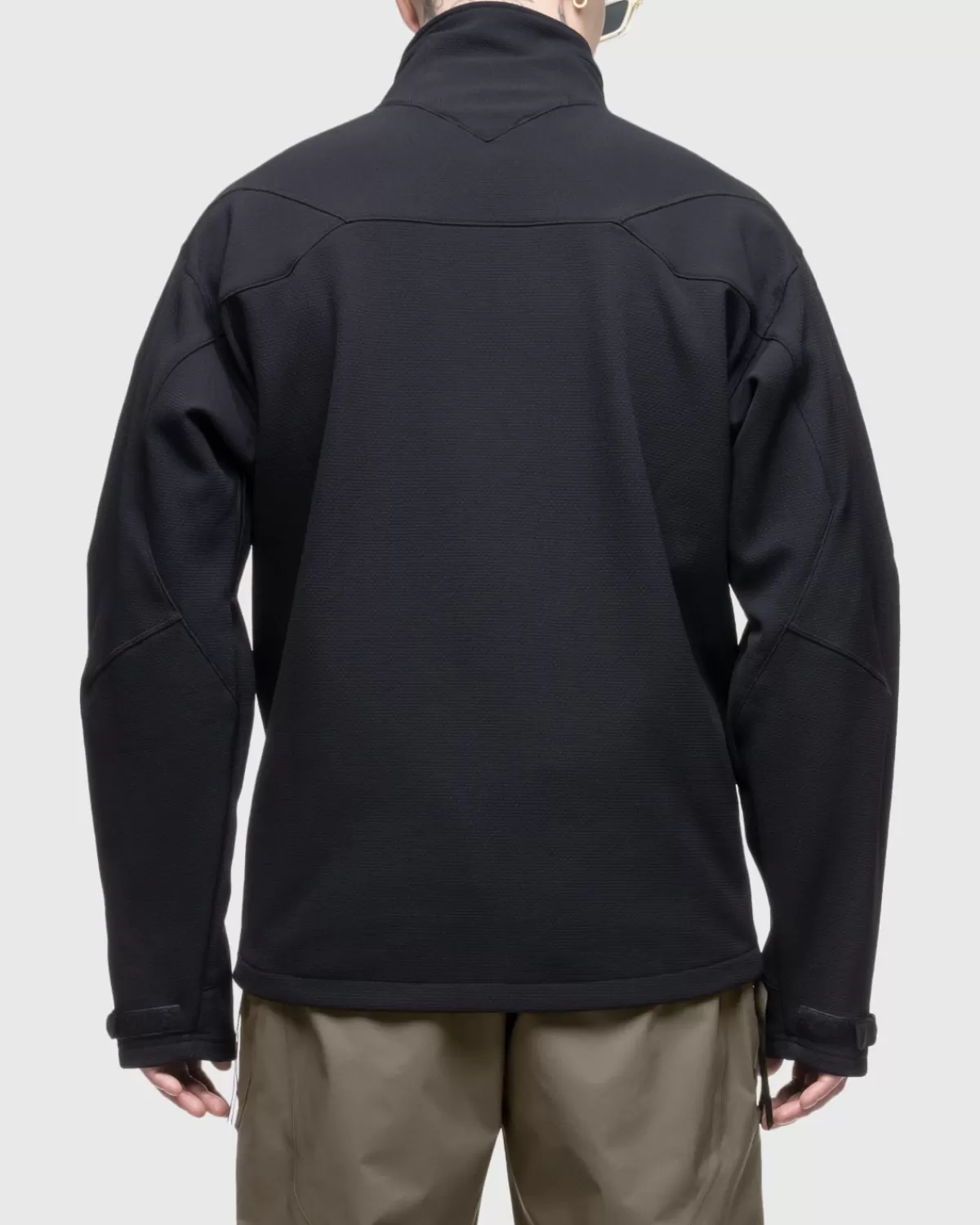 acroniem_j107ss_jas_zwart_1.webp Bovenkleding^ACRONYM Acroniem J107-Ss Jas Zwart