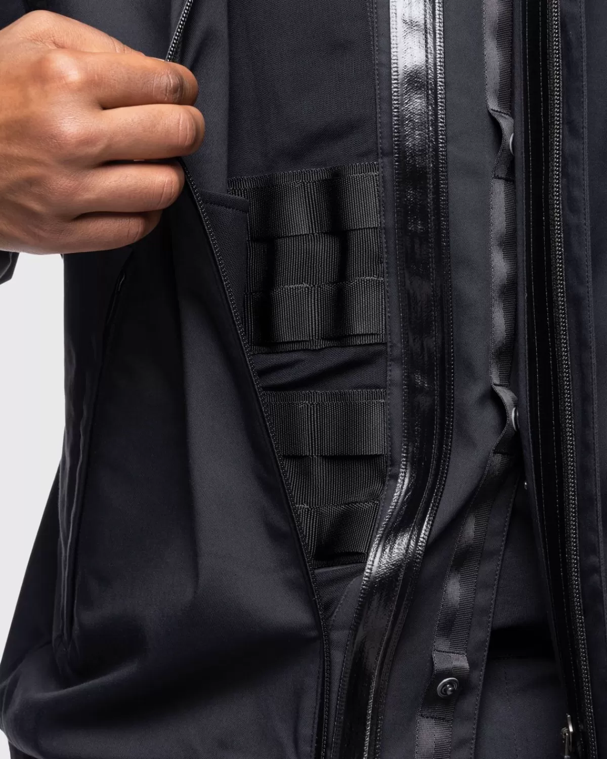 acroniem_j111tsch_micro_twill_tec_sysjas_zwart_1.webp Bovenkleding^ACRONYM Acroniem J111Ts-Ch Micro Twill Tec Sys-Jas Zwart