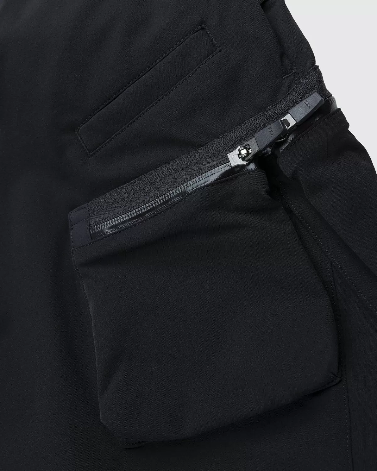 acronym_p41ds_schoeller_dryskin_gelede_cargobroek_zwart_2.webp Broek^ACRONYM P41-Ds Schoeller Dryskin Gelede Cargobroek Zwart