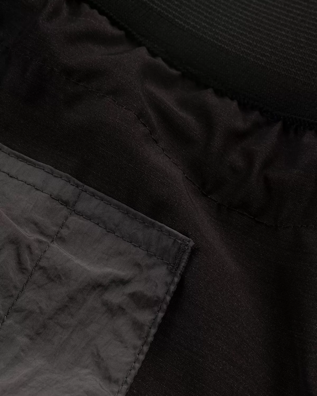 arnar_mar_jonsson_hraun_work_short_houtskool_3.webp Arnar Mar Jonsson Hraun Work Short Houtskool Cheap