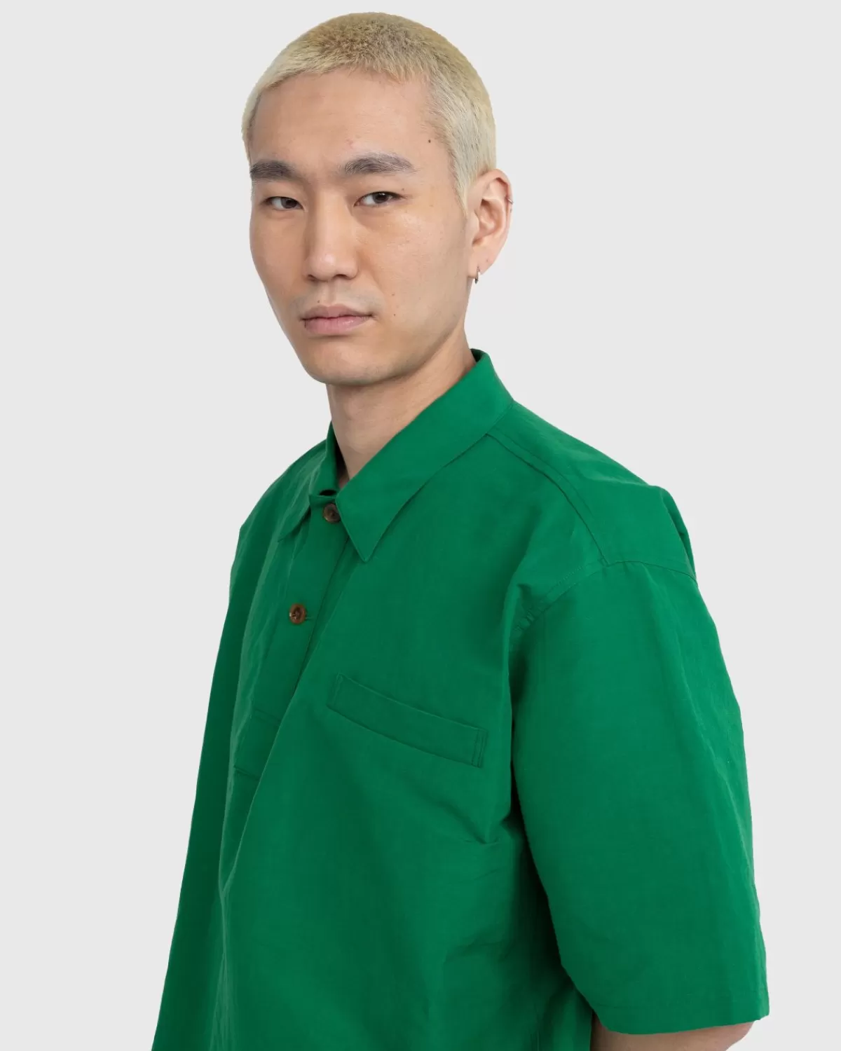 auralee_finx_linnen_weershirt_met_hoge_dichtheid_groen_4.webp Overhemden^Auralee Finx Linnen Weershirt Met Hoge Dichtheid Groen