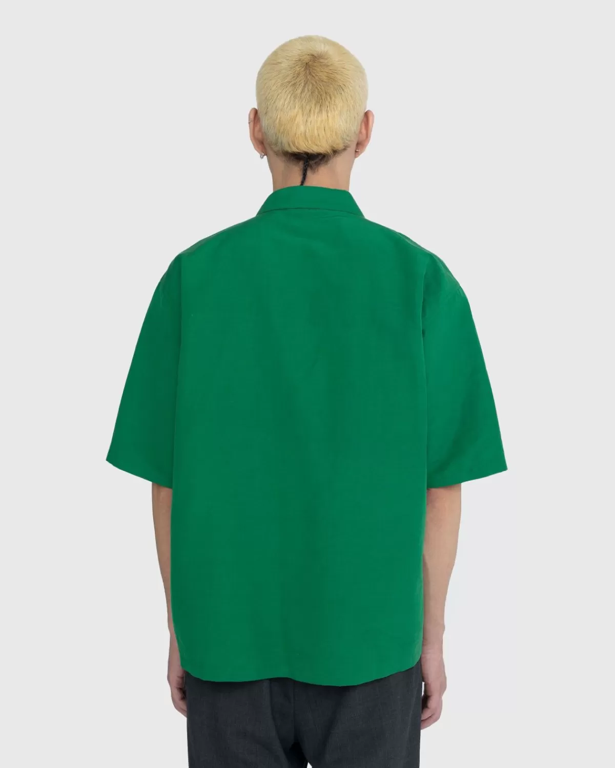 auralee_finx_linnen_weershirt_met_hoge_dichtheid_groen_5.webp Overhemden^Auralee Finx Linnen Weershirt Met Hoge Dichtheid Groen