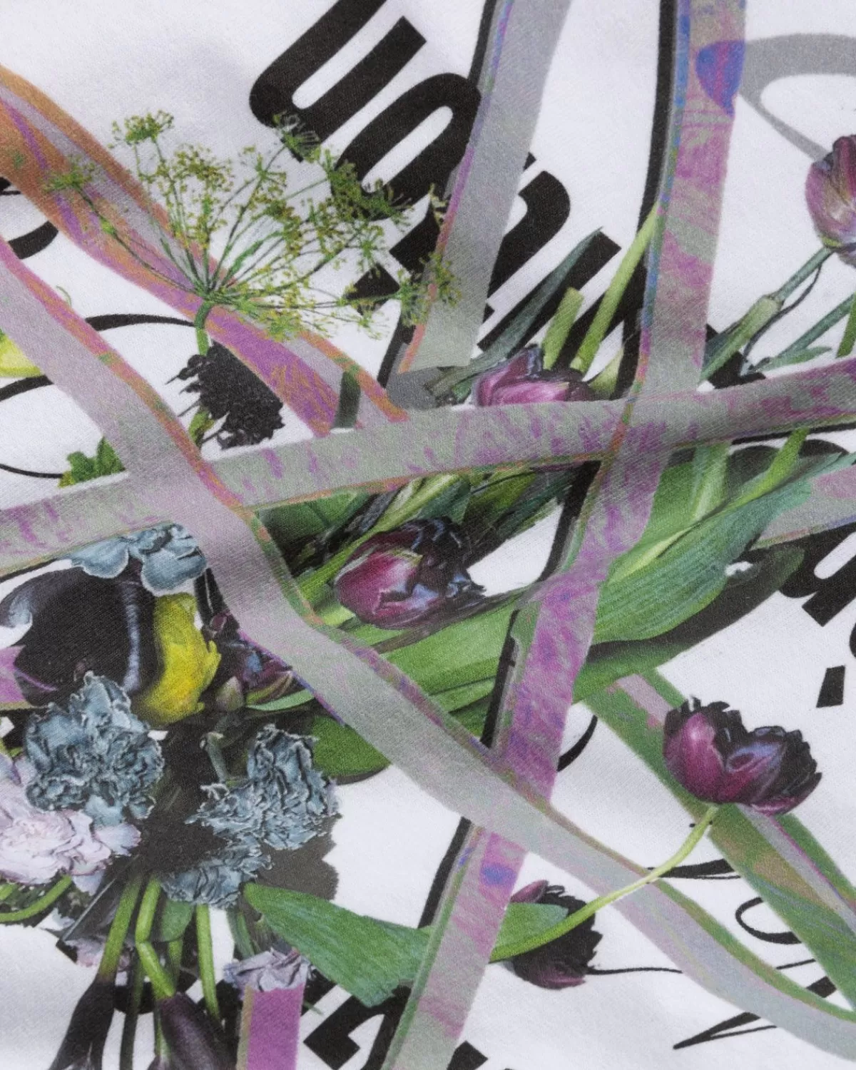 bstroy_x_highsnobiety_not_in_paris_4_bloemen_tshirt_wit_4.webp Bstroy X Highsnobiety Not In Paris 4 Bloemen T-Shirt Wit Outlet