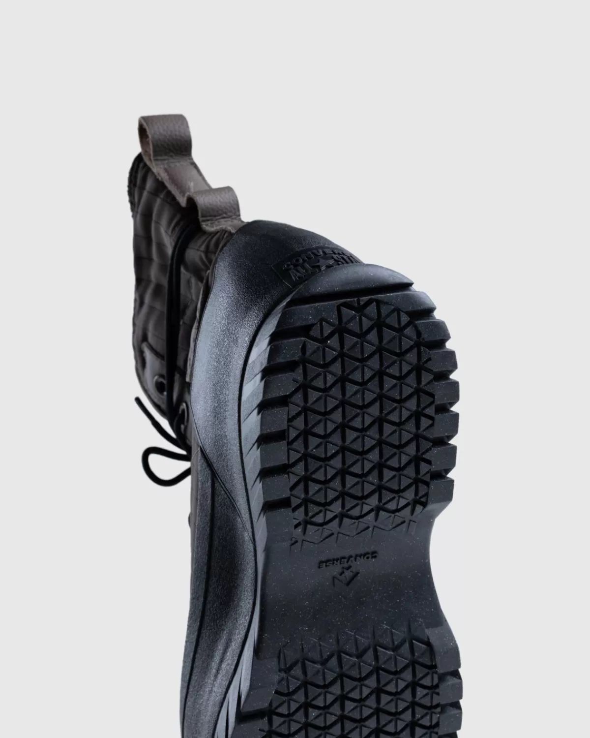 converse_chuck_taylor_all_star_lugged_20_platform_boot_engine_rookzwart_5.webp Converse Chuck Taylor All Star Lugged 2.0 Platform Boot Engine Rook/Zwart New