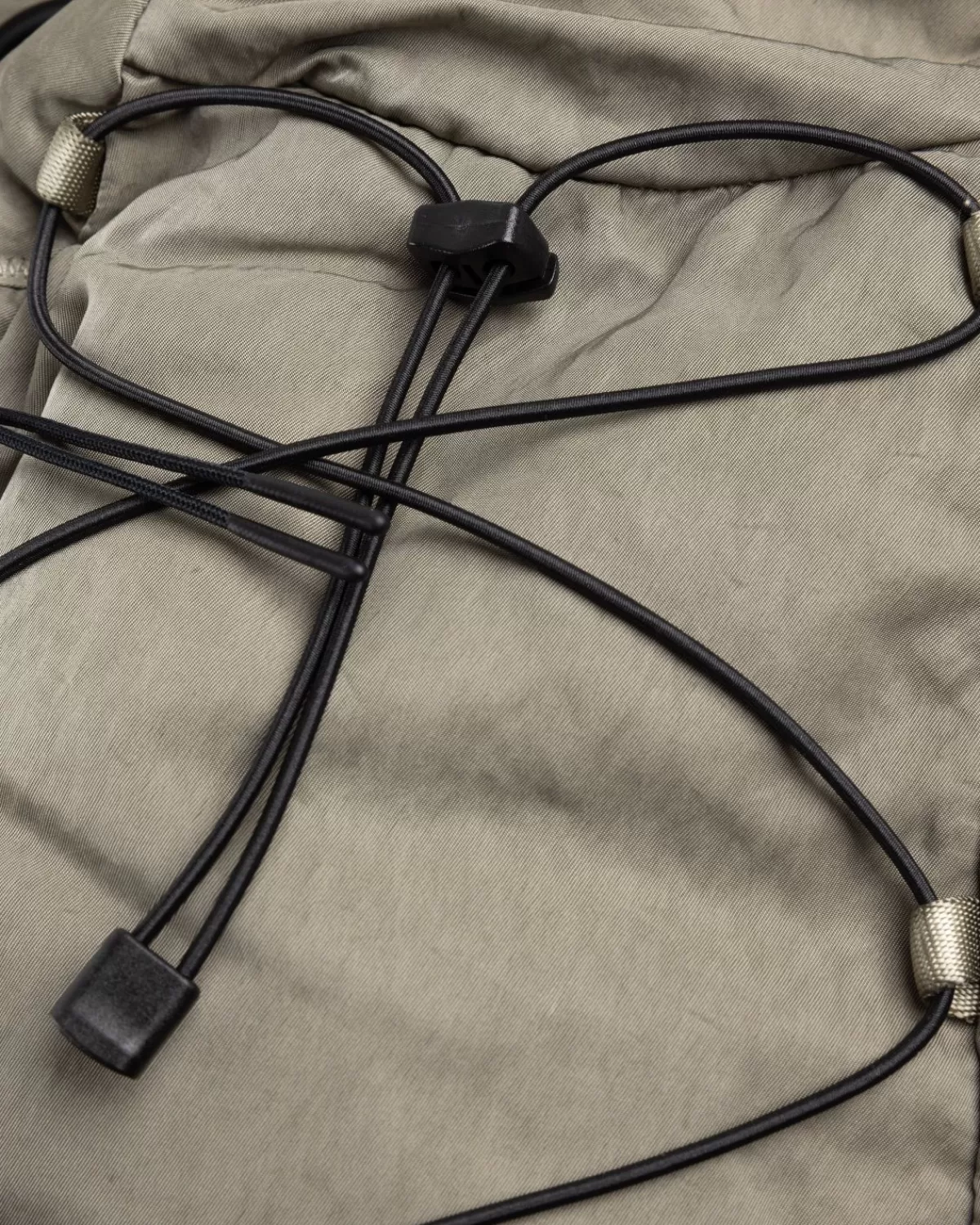 cp_company__nylon_b_crossbodyrugzak_zilver_salie_6.webp C.P. Company Cp Company - Nylon B Crossbody-Rugzak Zilver Salie Hot