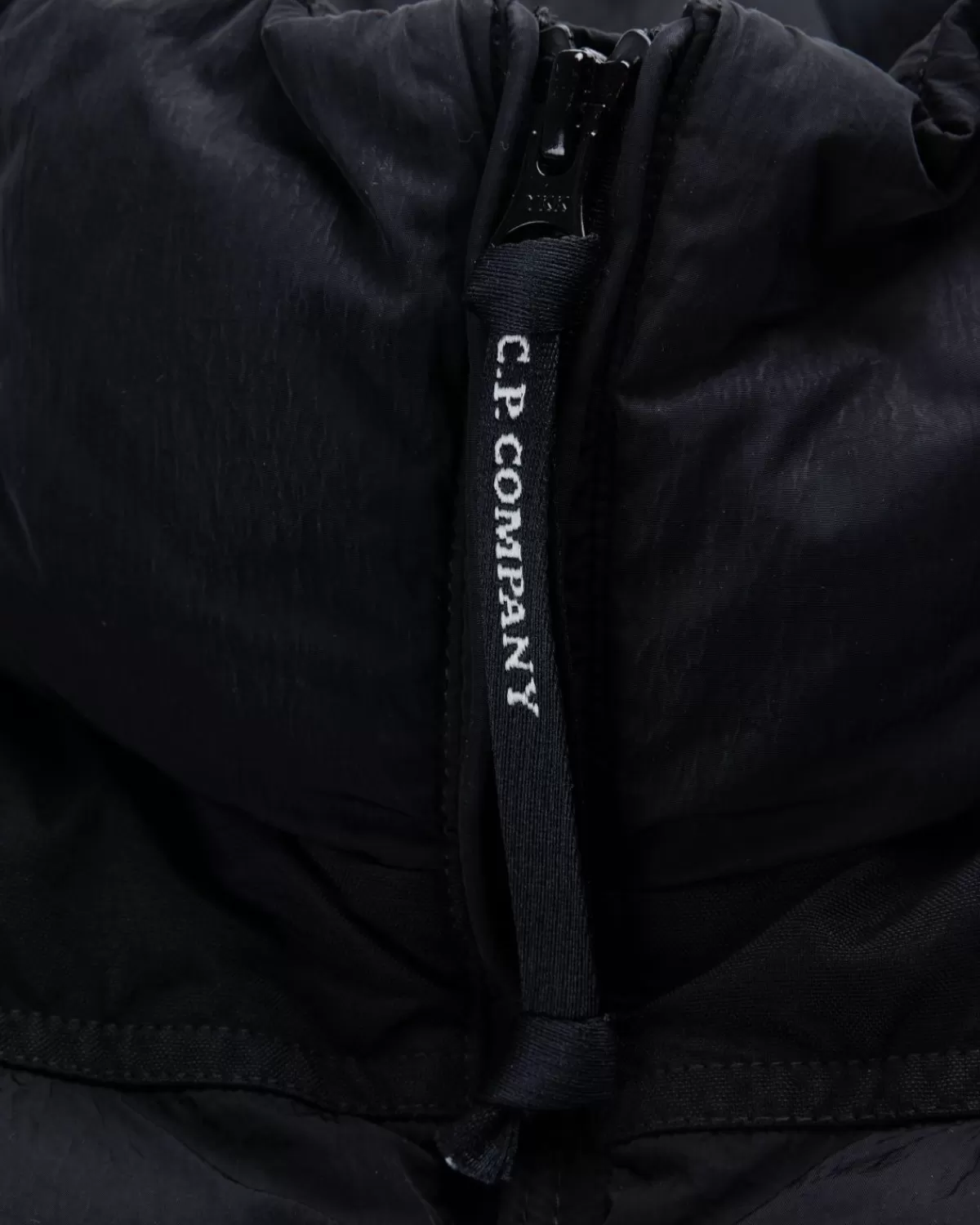 cp_company_gewatteerd_nylon_jack_zwart_3.webp Bovenkleding^C.P. Company Cp Company Gewatteerd Nylon Jack Zwart