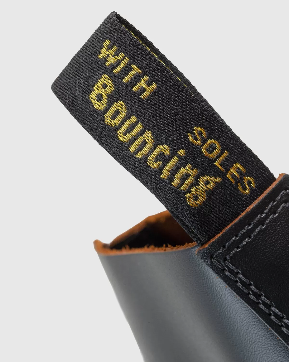 Dr. Martens Vintage 2976 Zwarte Quilon Store