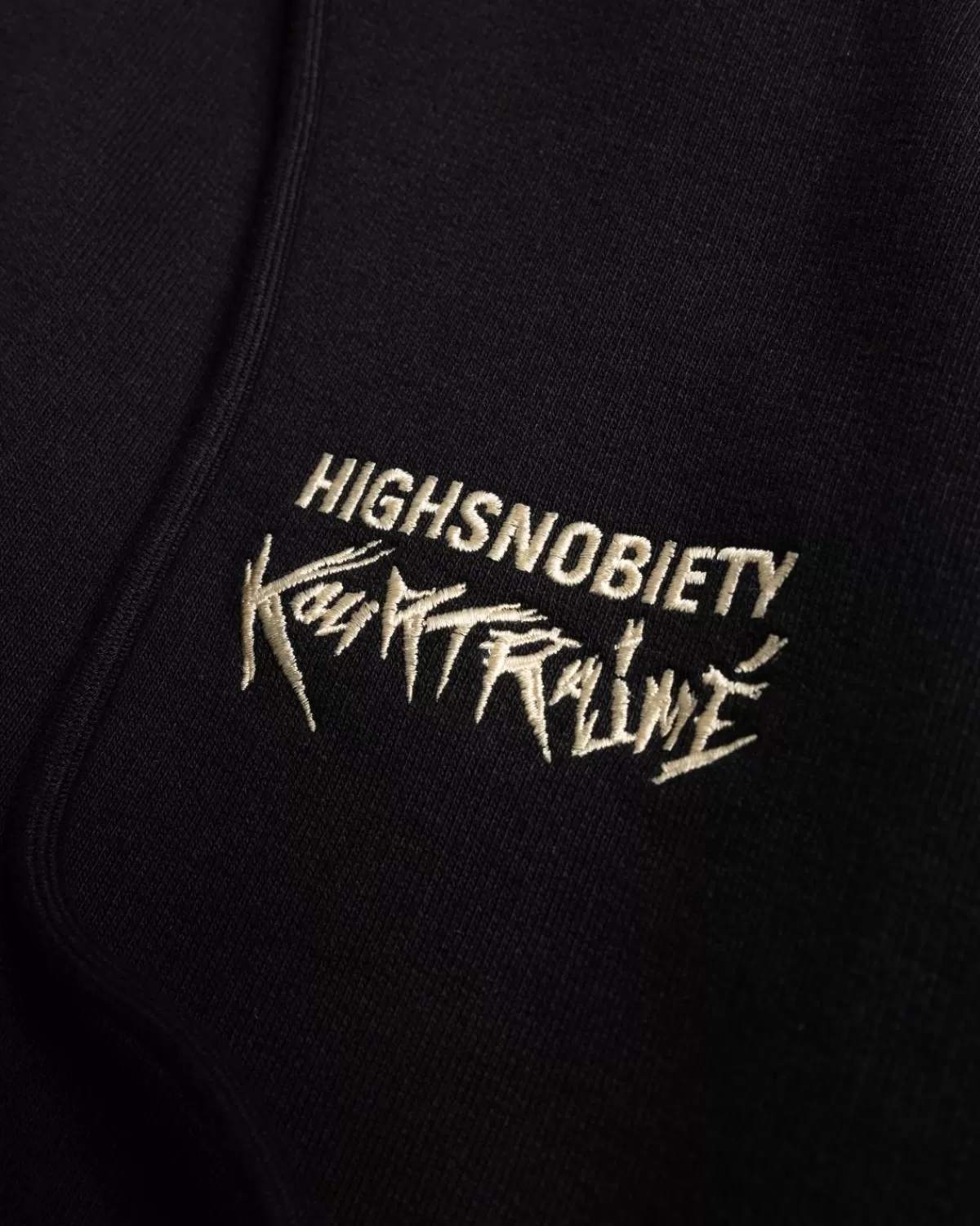 ecole_kourtrajme_x_highsnobiety_hoodie_zwart_1.webp École Kourtrajmé Ecole Kourtrajme X Highsnobiety Hoodie Zwart New