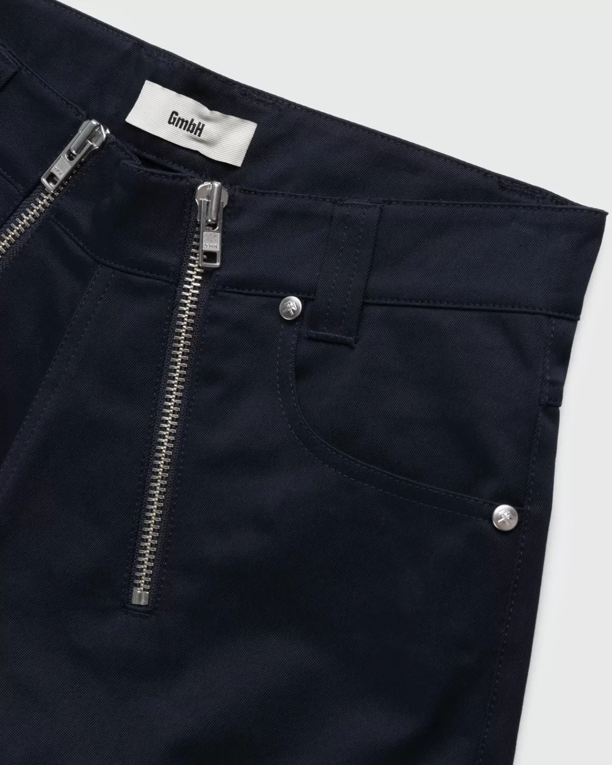 gmbh_amir_short_met_dubbele_rits_marineblauw_6.webp GmbH Amir Short Met Dubbele Rits Marineblauw Clearance