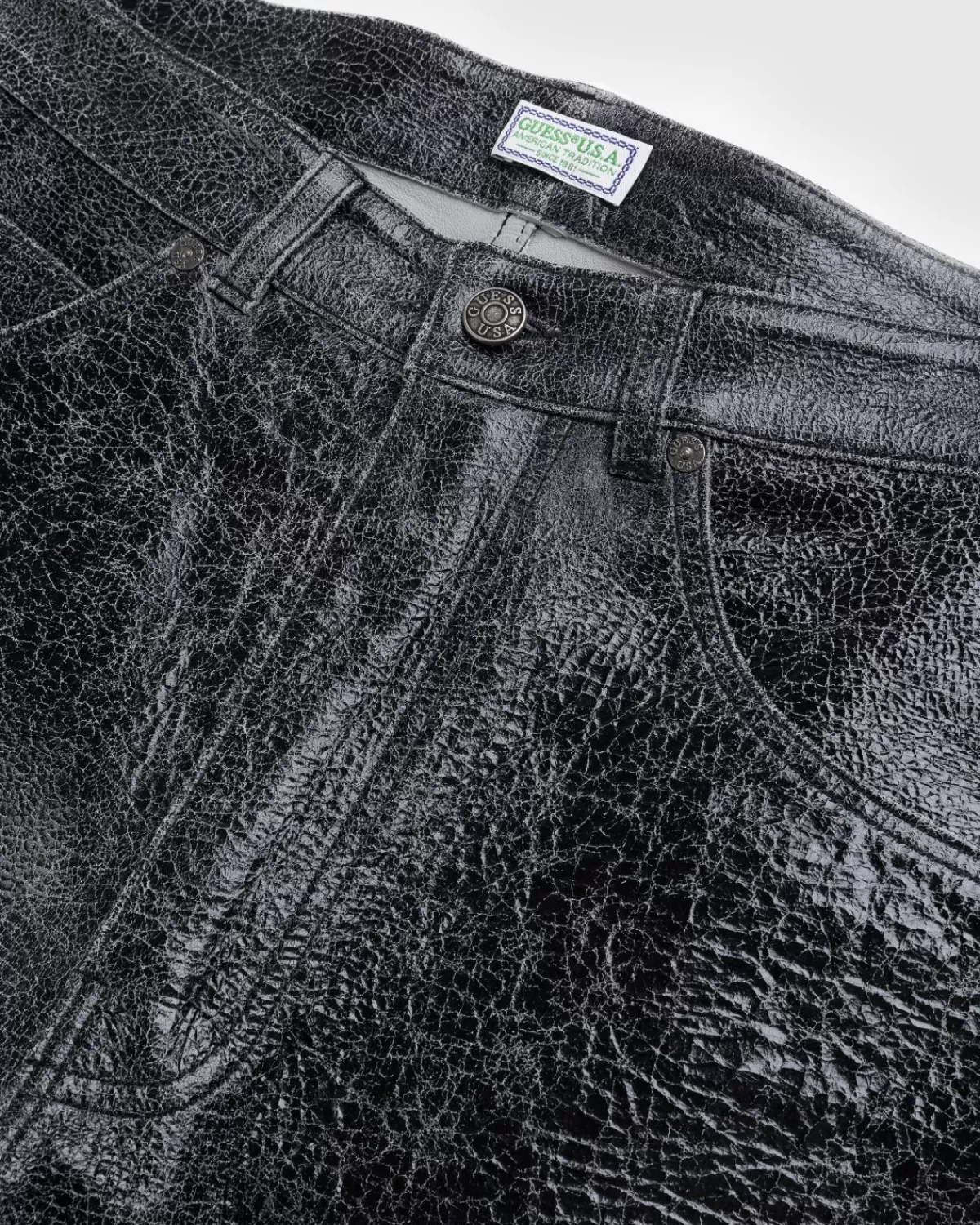 guess_usa_crackle_leren_short_zwart_3.webp Korte Broek^Guess USA Crackle Leren Short Zwart