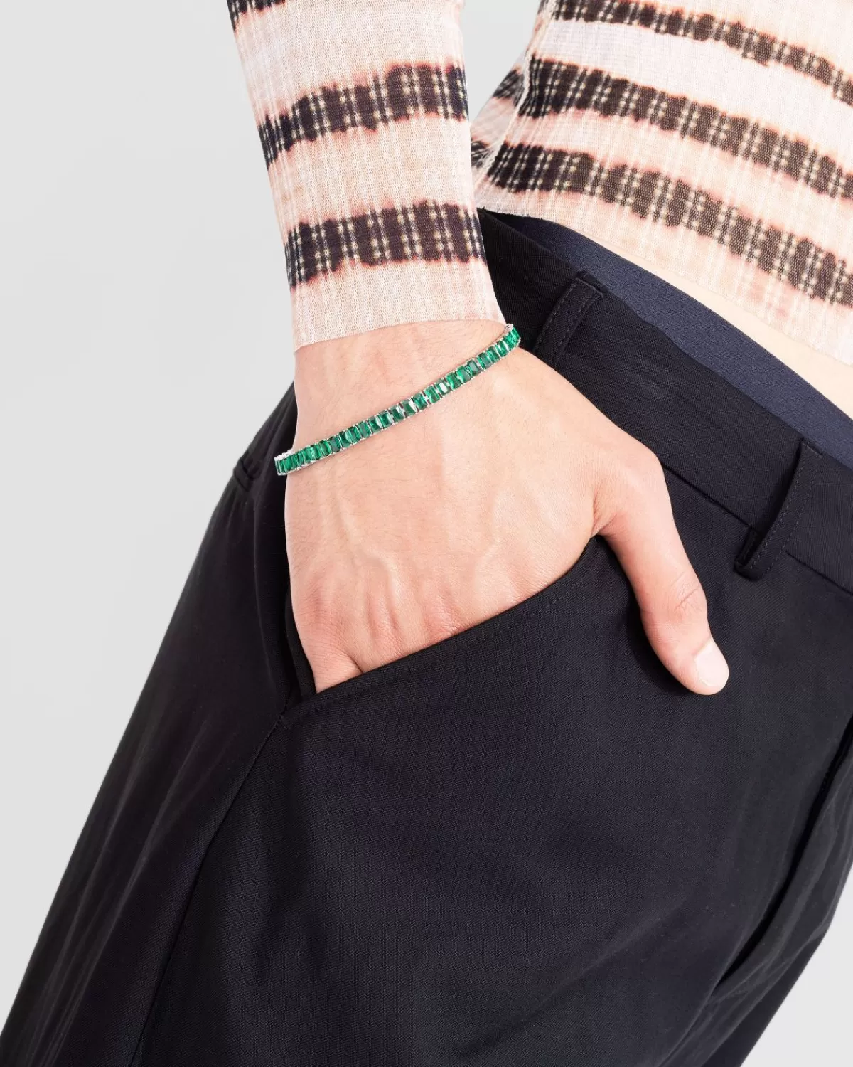 hatton_labs_emerald_cut_tennisarmband_zilversmaragd_4.webp Hatton Labs Emerald Cut Tennisarmband Zilver/Smaragd Best