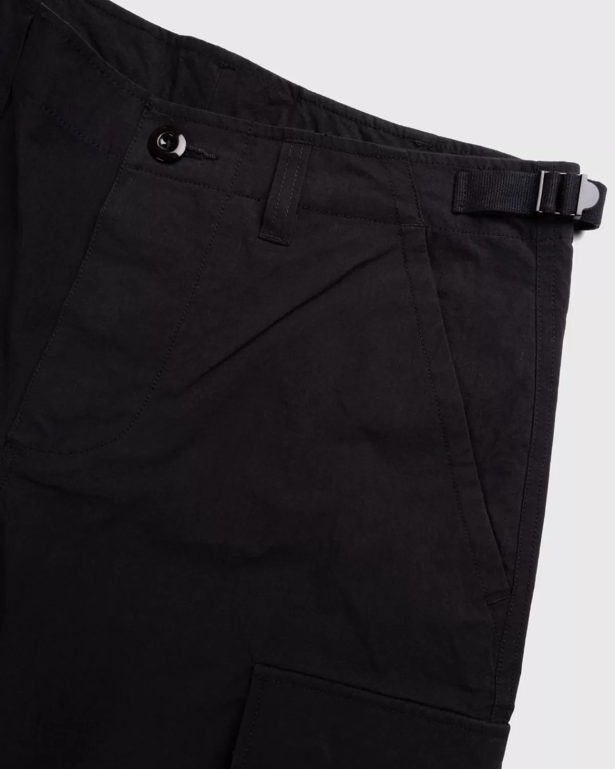 highsnobiety_hs05__versterkte_nylon_cargobroek_zwart_4.webp Broek^Highsnobiety HS05 - Versterkte Nylon Cargobroek Zwart