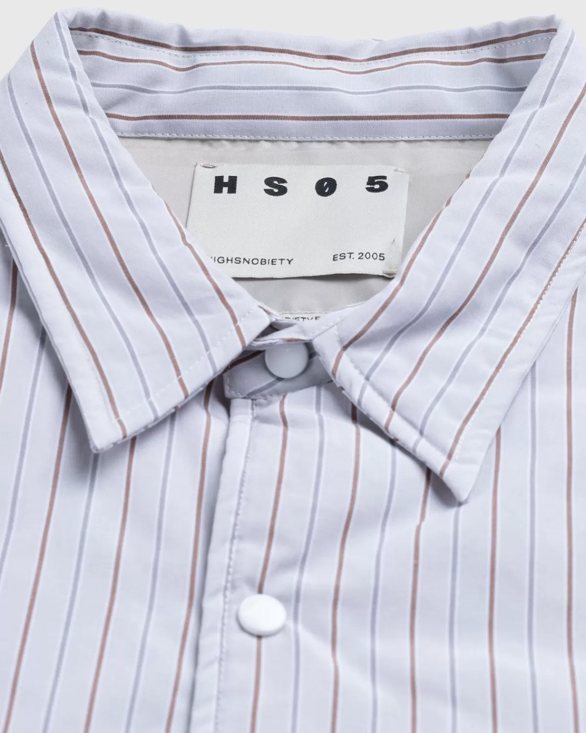 highsnobiety_hs05_geisoleerd_overhemdjack_gestreept_2.webp Bovenkleding^Highsnobiety HS05 Geisoleerd Overhemdjack Gestreept