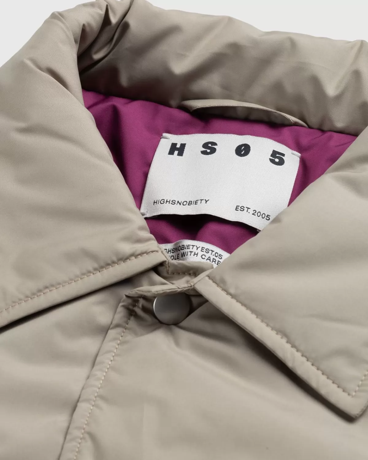 highsnobiety_hs05_licht_geisoleerd_ecopoly_jack_beige_7.webp Bovenkleding^Highsnobiety HS05 Licht Geisoleerd Eco-Poly Jack Beige