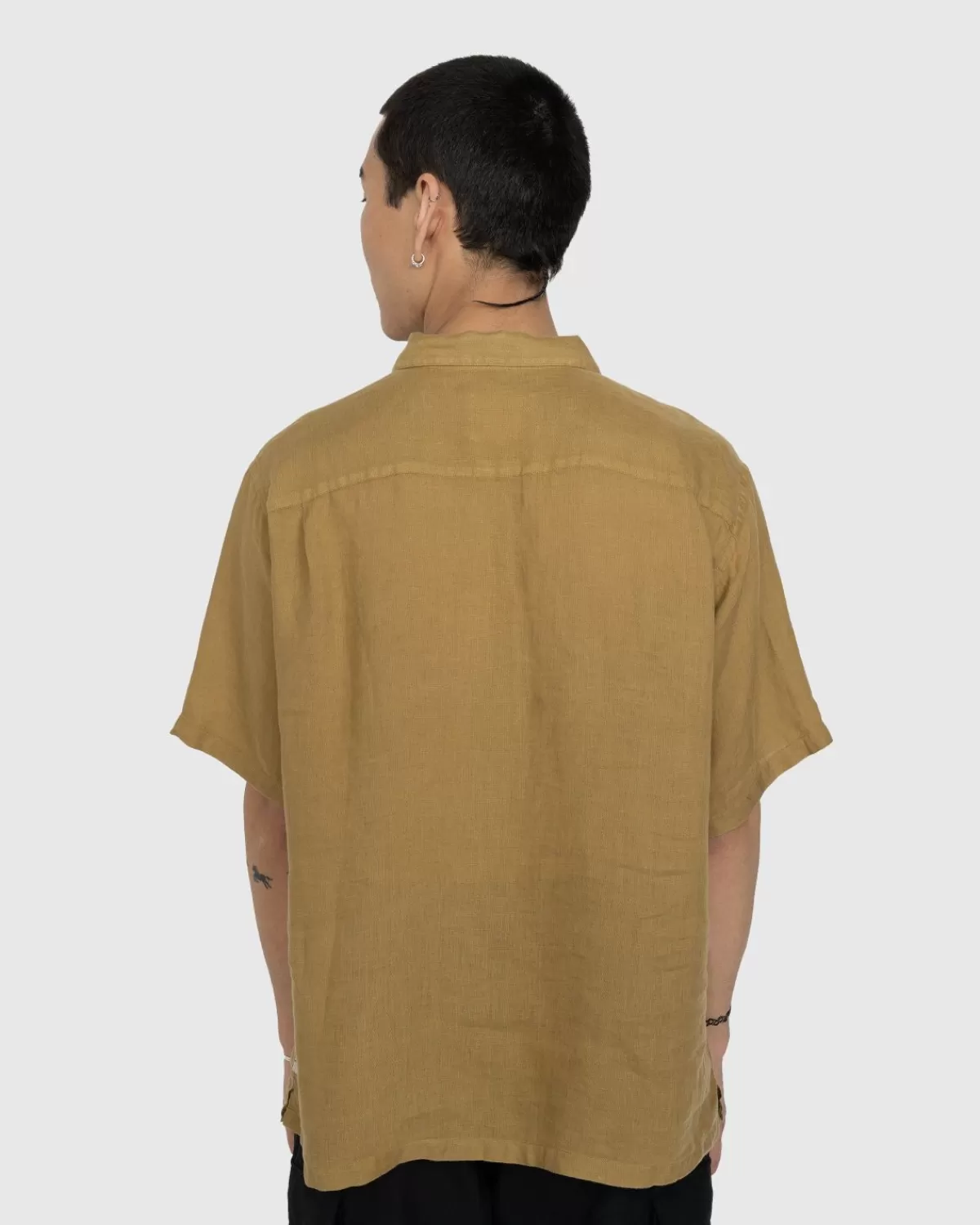 highsnobiety_linnen_overhemd_met_korte_mouwen_bruin_3.webp Overhemden^Highsnobiety Linnen Overhemd Met Korte Mouwen Bruin