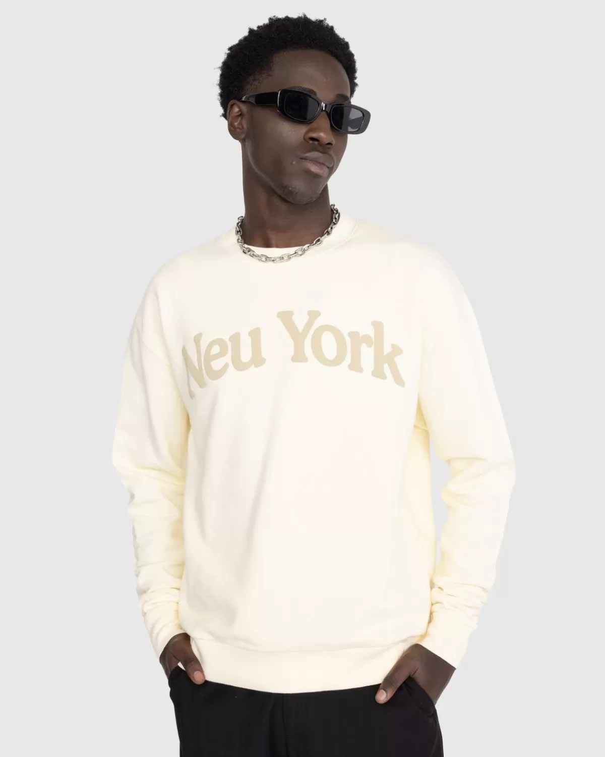 highsnobiety_neu_york_eierschaal_met_ronde_hals_7.webp Highsnobiety Neu York Eierschaal Met Ronde Hals Best Sale