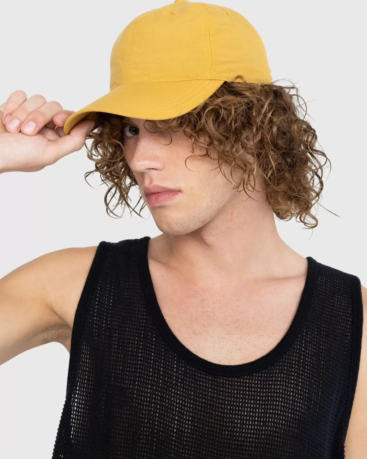 highsnobiety_nylon_kogelkap_dijon_1.webp Highsnobiety Nylon Kogelkap Dijon Sale