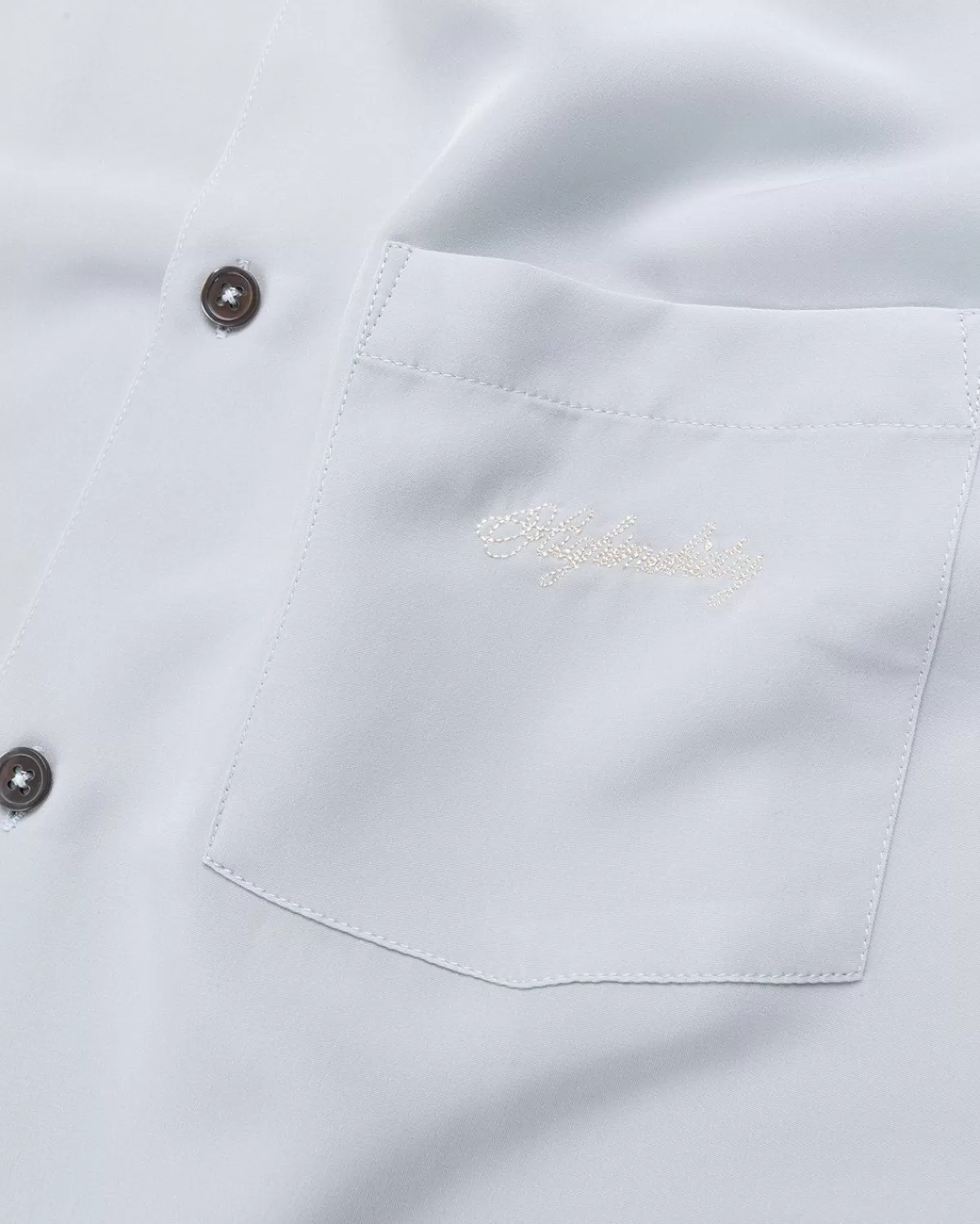 highsnobiety_rayon_overhemd_met_korte_mouwen_hemelsblauw_creme_3.webp Overhemden^Highsnobiety Rayon Overhemd Met Korte Mouwen Hemelsblauw Creme