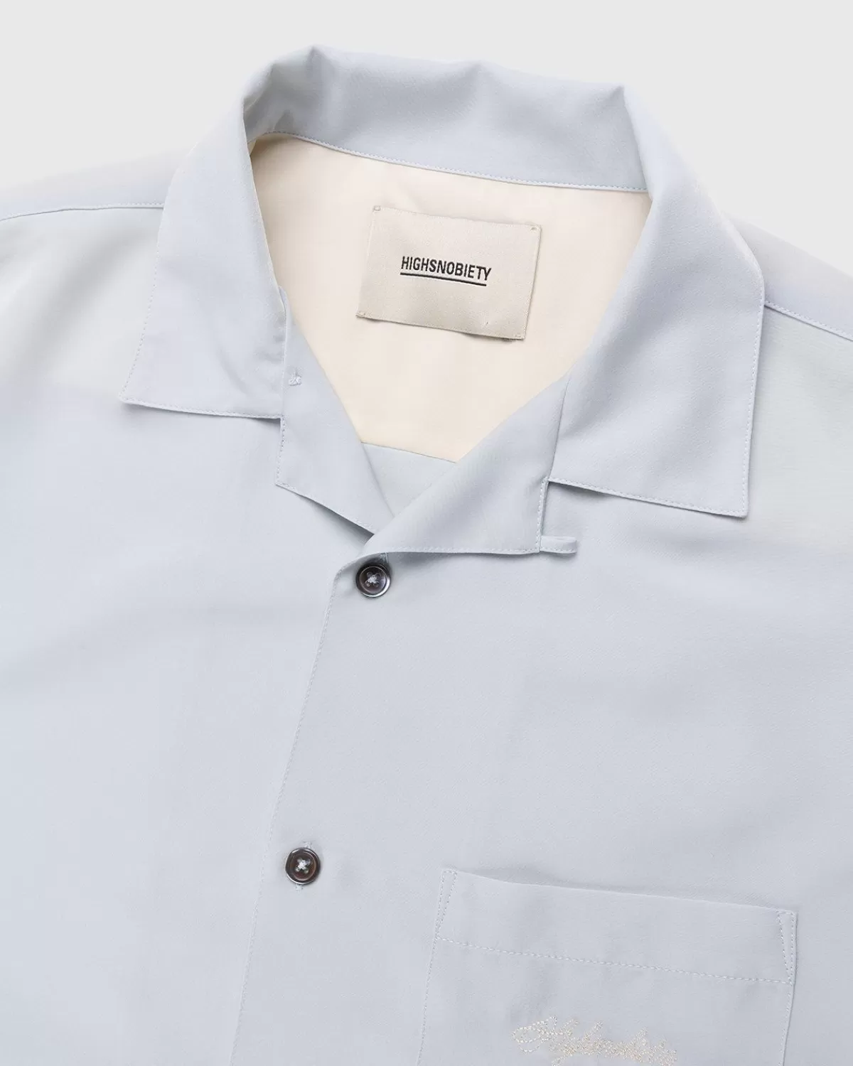 highsnobiety_rayon_overhemd_met_korte_mouwen_hemelsblauw_creme_4.webp Overhemden^Highsnobiety Rayon Overhemd Met Korte Mouwen Hemelsblauw Creme