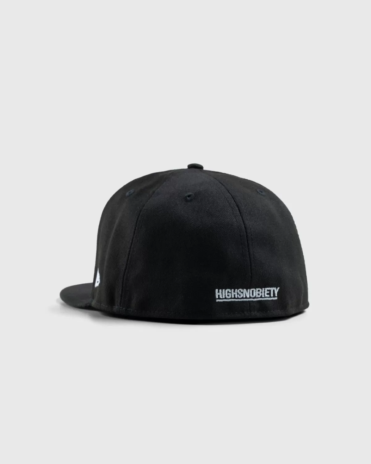 jacob__co_x_highsnobiety_logopet_zwart_5.webp Jacob & Co. X Highsnobiety Logopet Zwart Cheap