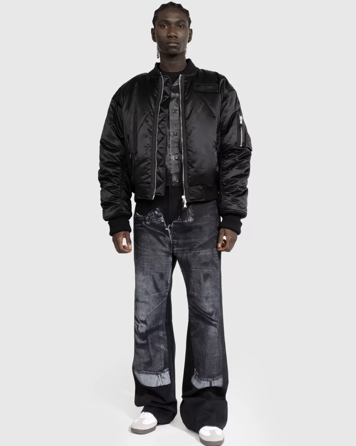 jean_paul_gaultier_oversized_satijnen_bomberjack_zwartgrijs_3.webp Bovenkleding^Jean Paul Gaultier Oversized Satijnen Bomberjack Zwart/Grijs