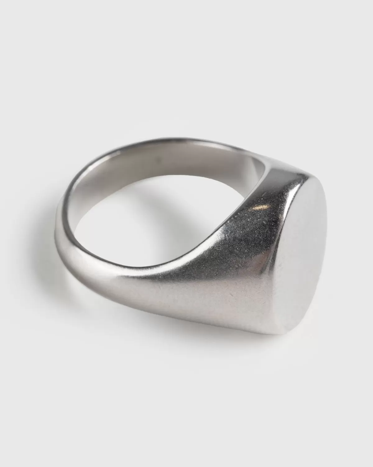 maison_margiela_chevalierring_zilver_4.webp Maison Margiela Chevalierring Zilver Hot