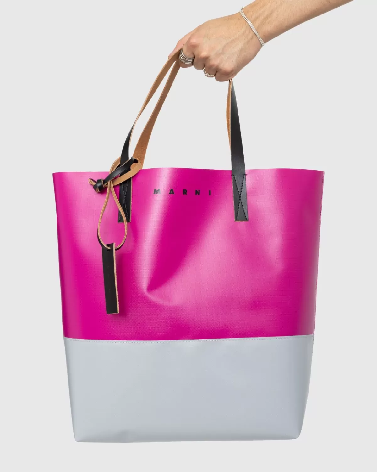 marni_tribeca_tweekleurige_boodschappentas_rozegrijs_5.webp Marni Tribeca Tweekleurige Boodschappentas Roze/Grijs Cheap