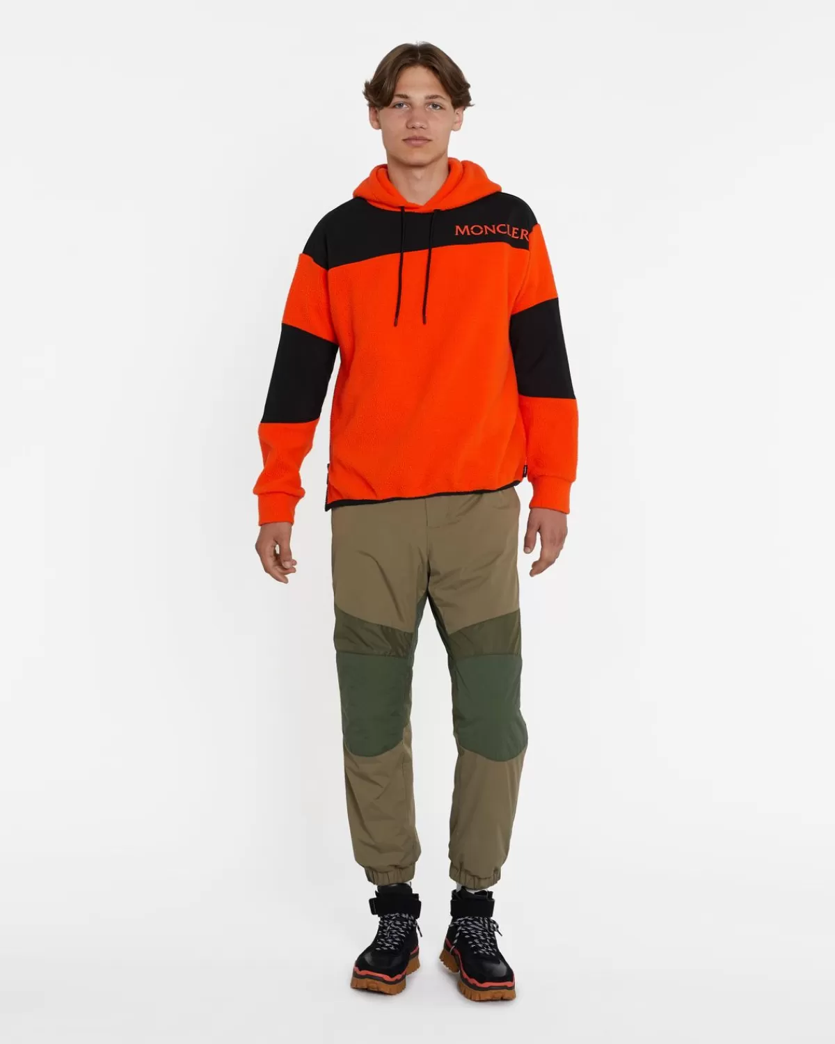 moncler_genius_gerecycleerde_trui_5.webp Moncler Genius Gerecycleerde Trui Discount