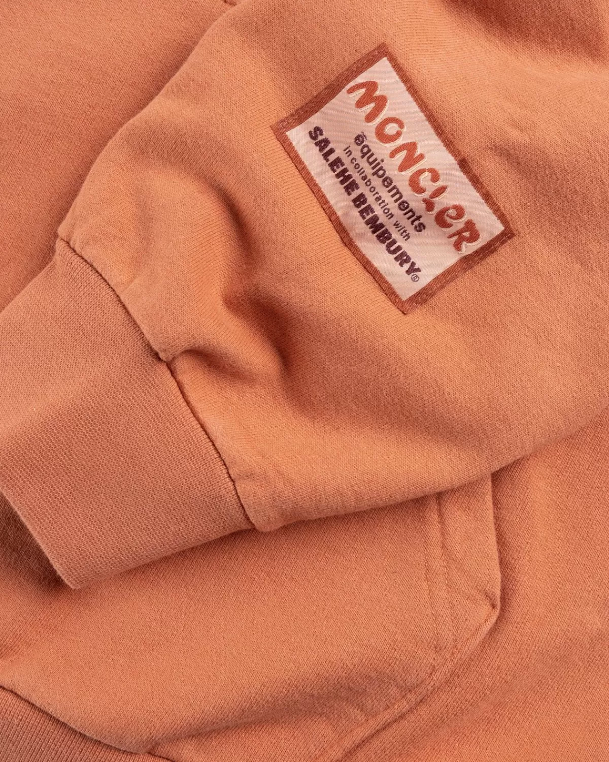 moncler_x_salehe_bembury_logohoodie_beige_6.webp Gebreide Kleding^Moncler X Salehe Bembury Logo-Hoodie Beige