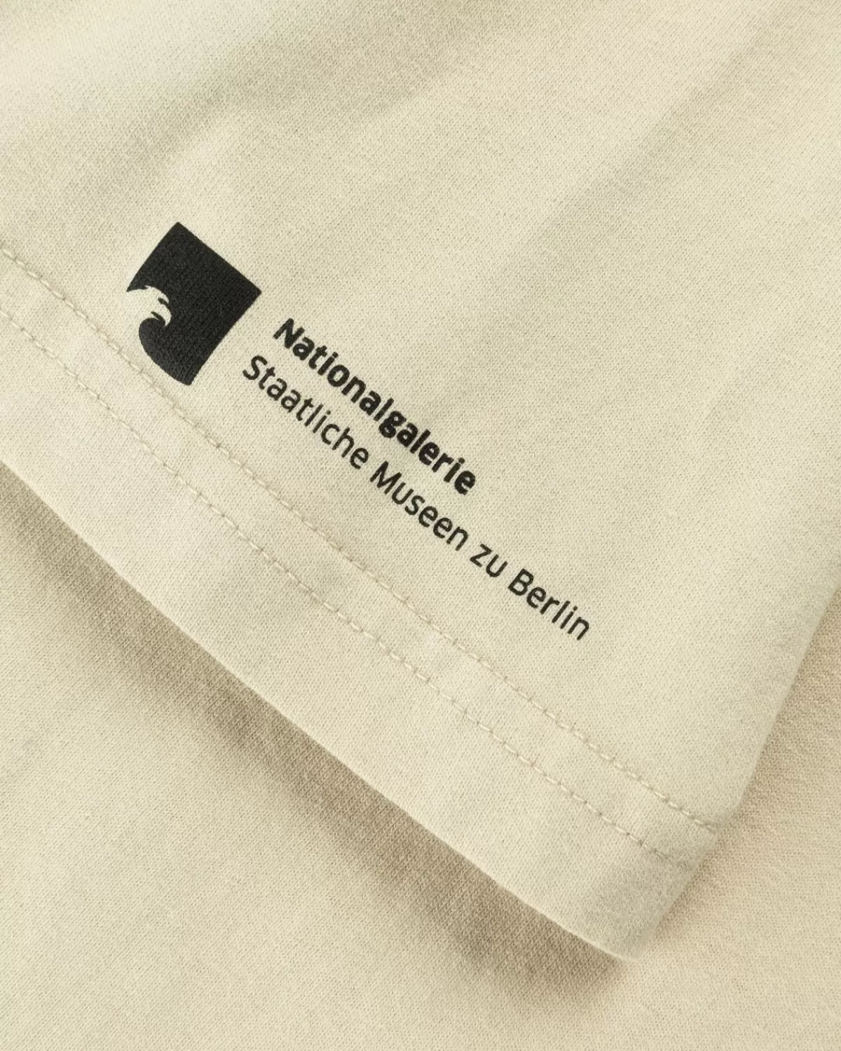 Neue Nationalgalerie X Highsnobiety Berlijn, Berlijn 3 Nieuw Objectivity T-Shirt Grijs New