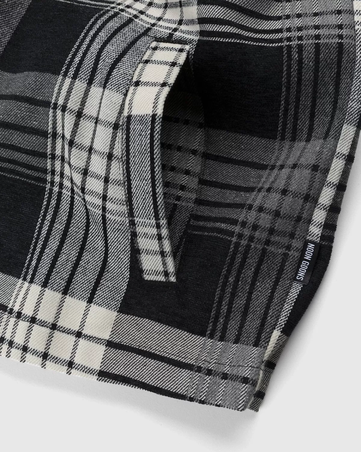 noon_goons_lithium_jack_zwartwit_4.webp Bovenkleding^Noon Goons Lithium Jack Zwart/Wit