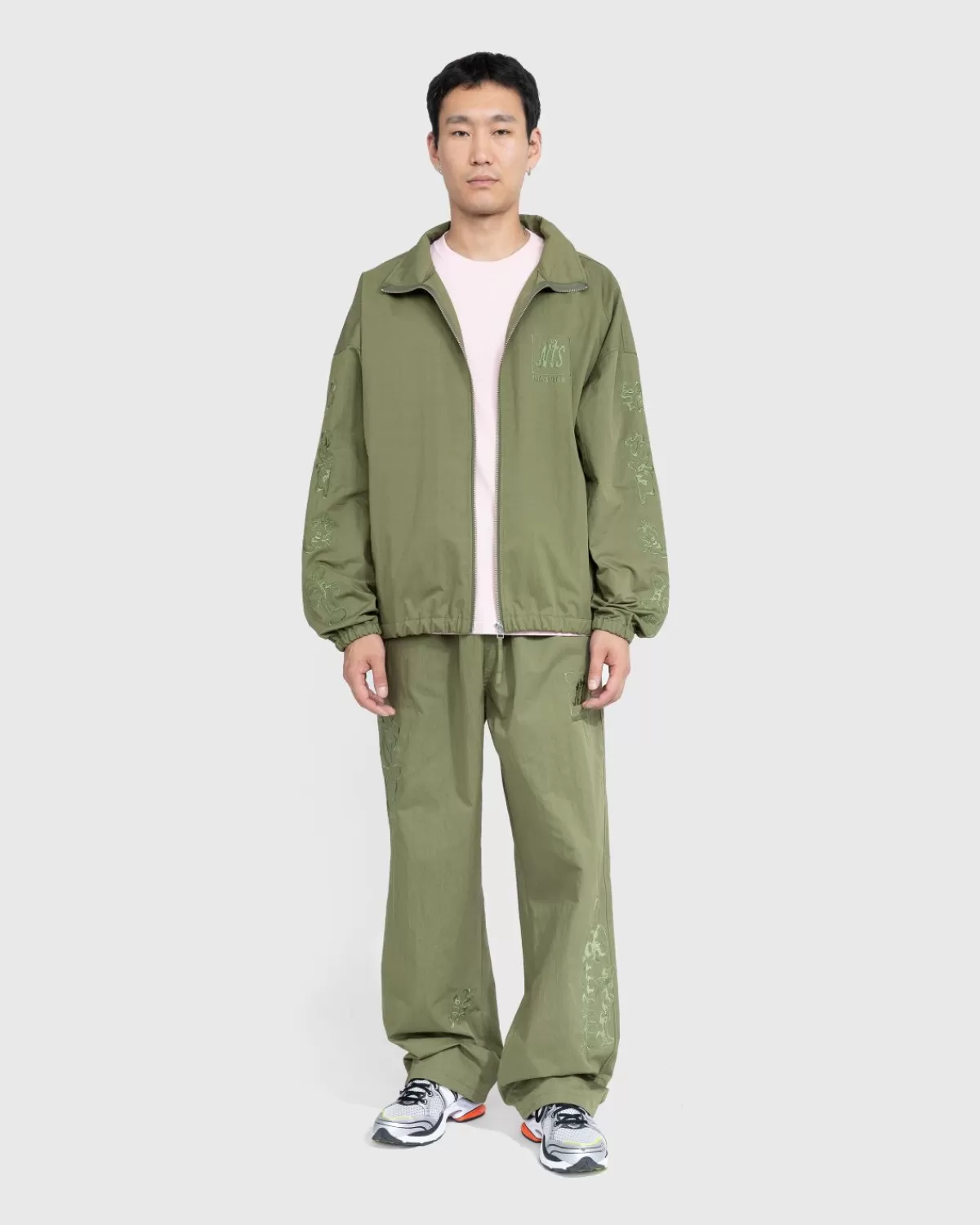 nts_x_highsnobiety_geborsteld_nylon_trainingsjack_groen_7.webp Bovenkleding^NTS X Highsnobiety Geborsteld Nylon Trainingsjack Groen