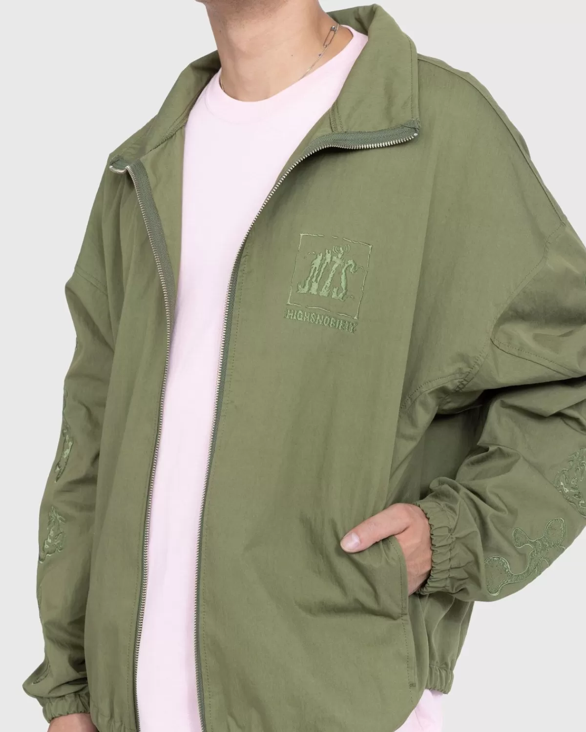 nts_x_highsnobiety_geborsteld_nylon_trainingsjack_groen_8.webp Bovenkleding^NTS X Highsnobiety Geborsteld Nylon Trainingsjack Groen