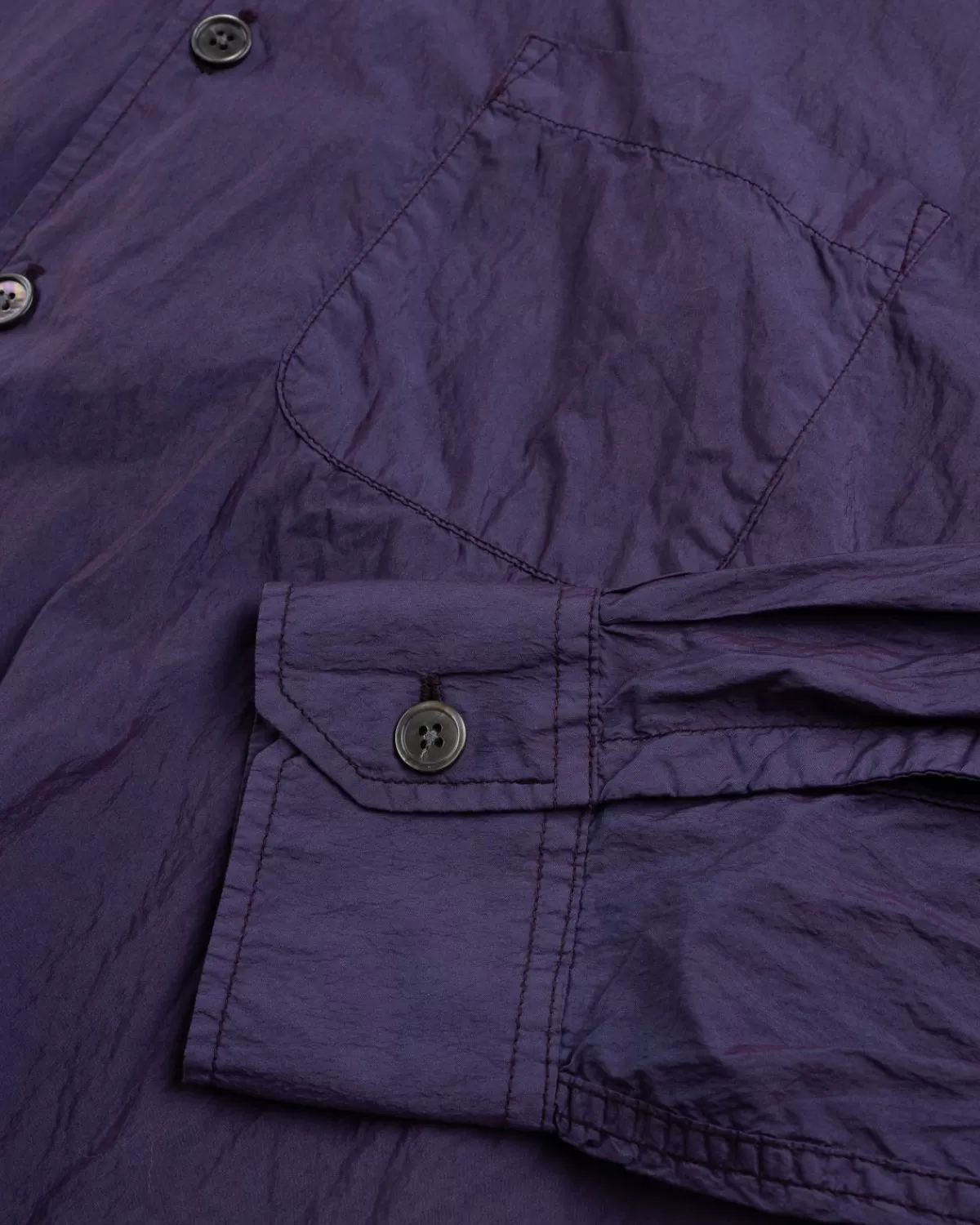 onze_erfenis_geleend_overhemd_zwarte_bessen_parachute_poplin_6.webp Overhemden^Our Legacy Onze Erfenis Geleend Overhemd Zwarte Bessen Parachute Poplin