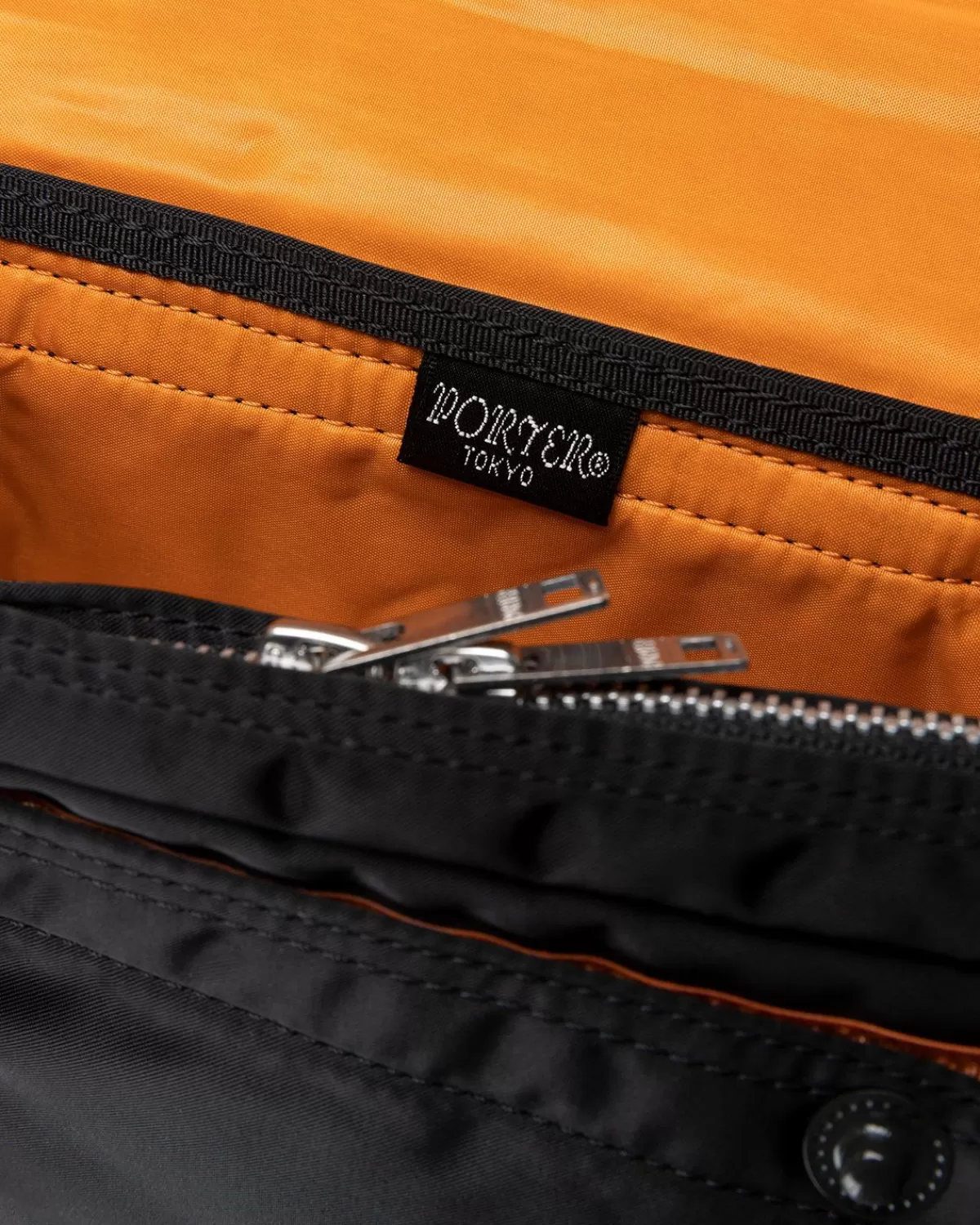 porteryoshida__co_tanker_clip_schoudertas_zwart_3.webp Porter-Yoshida & Co. Tanker Clip Schoudertas Zwart Store