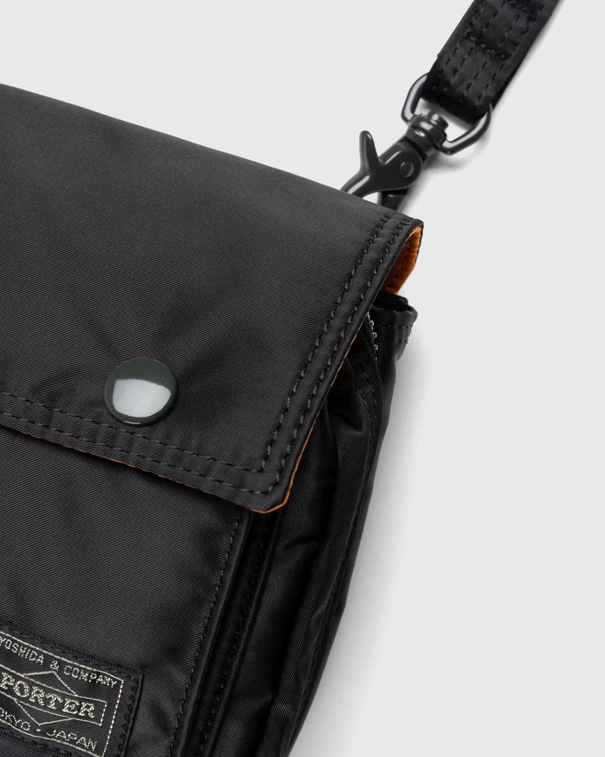 porteryoshida__co_tanker_clip_schoudertas_zwart_7.webp Porter-Yoshida & Co. Tanker Clip Schoudertas Zwart Store