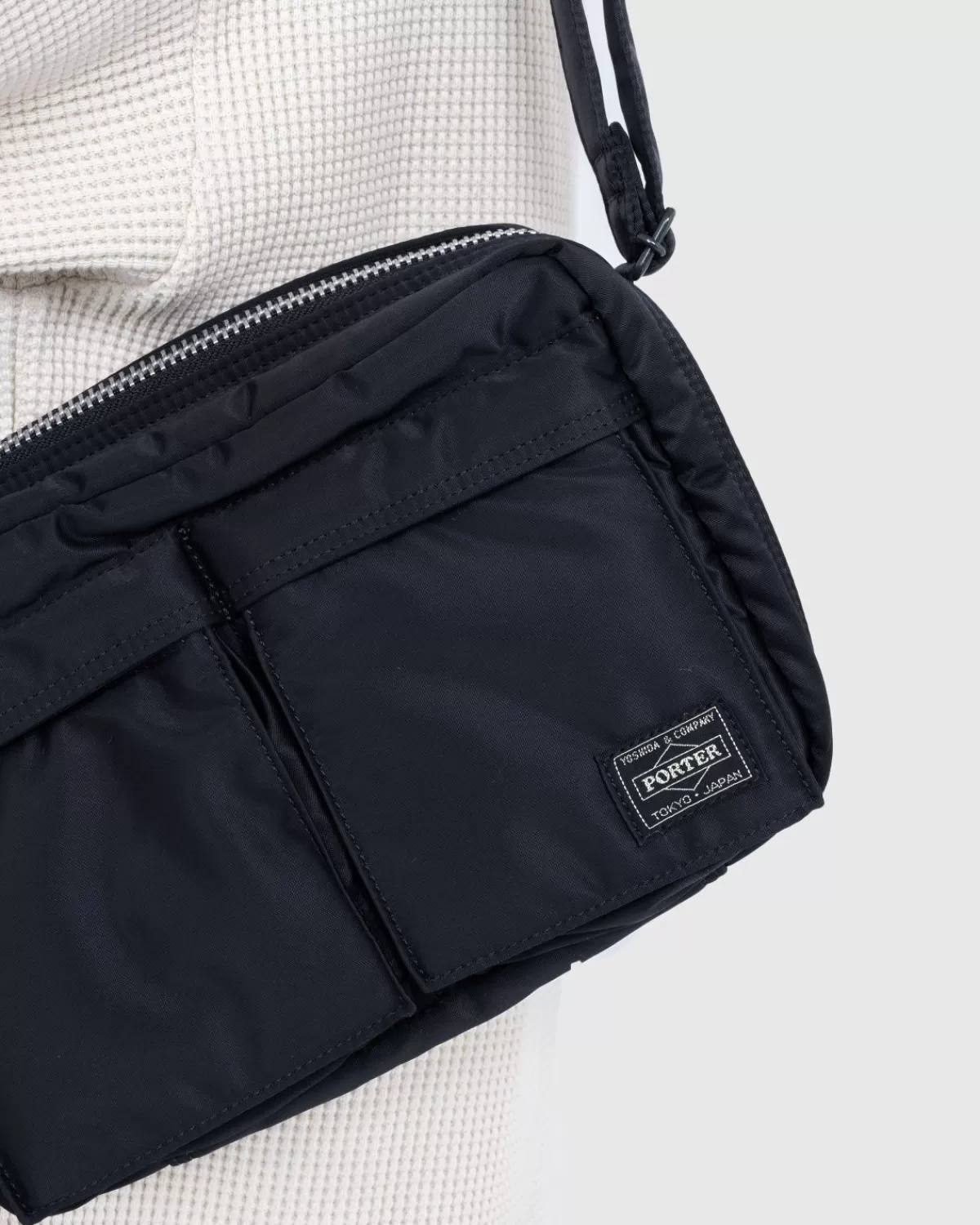 porteryoshida__co_tanker_schoudertas_zwart_3-1.webp Porter-Yoshida & Co. Tanker Schoudertas Zwart Outlet