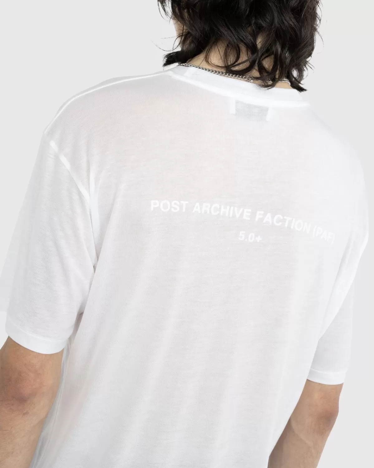 postarchieffractie_paf_50_tee_rechts_wit_2.webp Post Archive Faction (PAF) Postarchieffractie (Paf) 5.0+ Tee Rechts Wit Shop