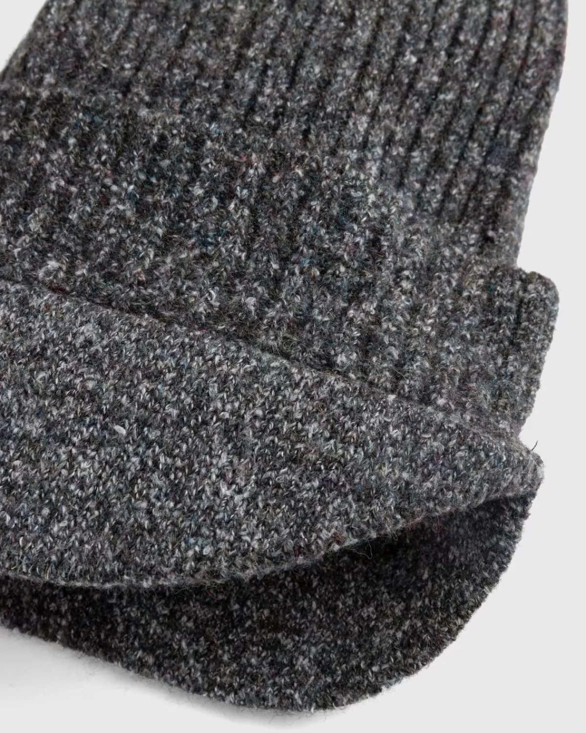 ranra_der_muts_frosted_houtskool_2.webp RANRA Der Muts Frosted Houtskool Best