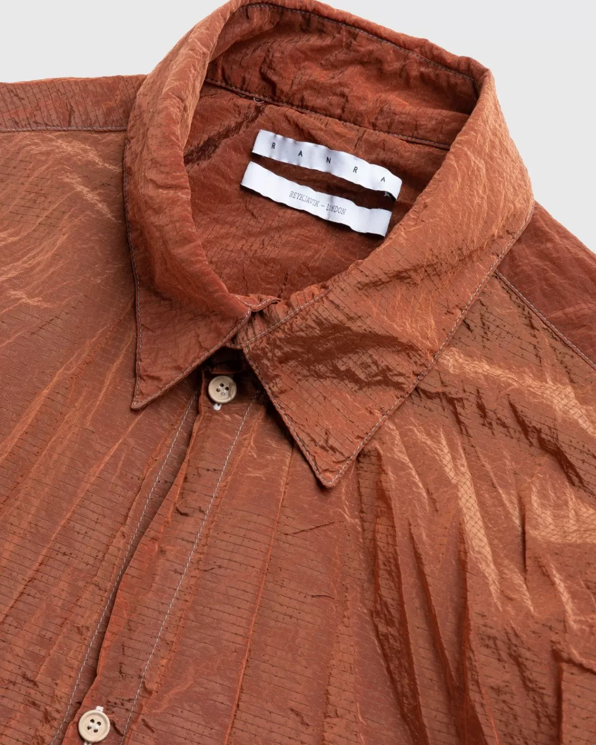 ranra_jor_overhemdjasje_gepureerd_pruim_3.webp Overhemden^RANRA Jor Overhemdjasje Gepureerd Pruim