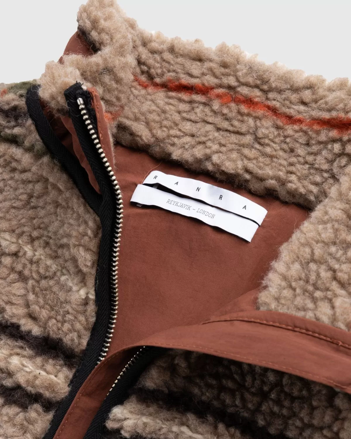 ranra_thjorsar_gestreepte_trui_bruin_5.webp Gebreide Kleding^RANRA Thjorsar Gestreepte Trui Bruin