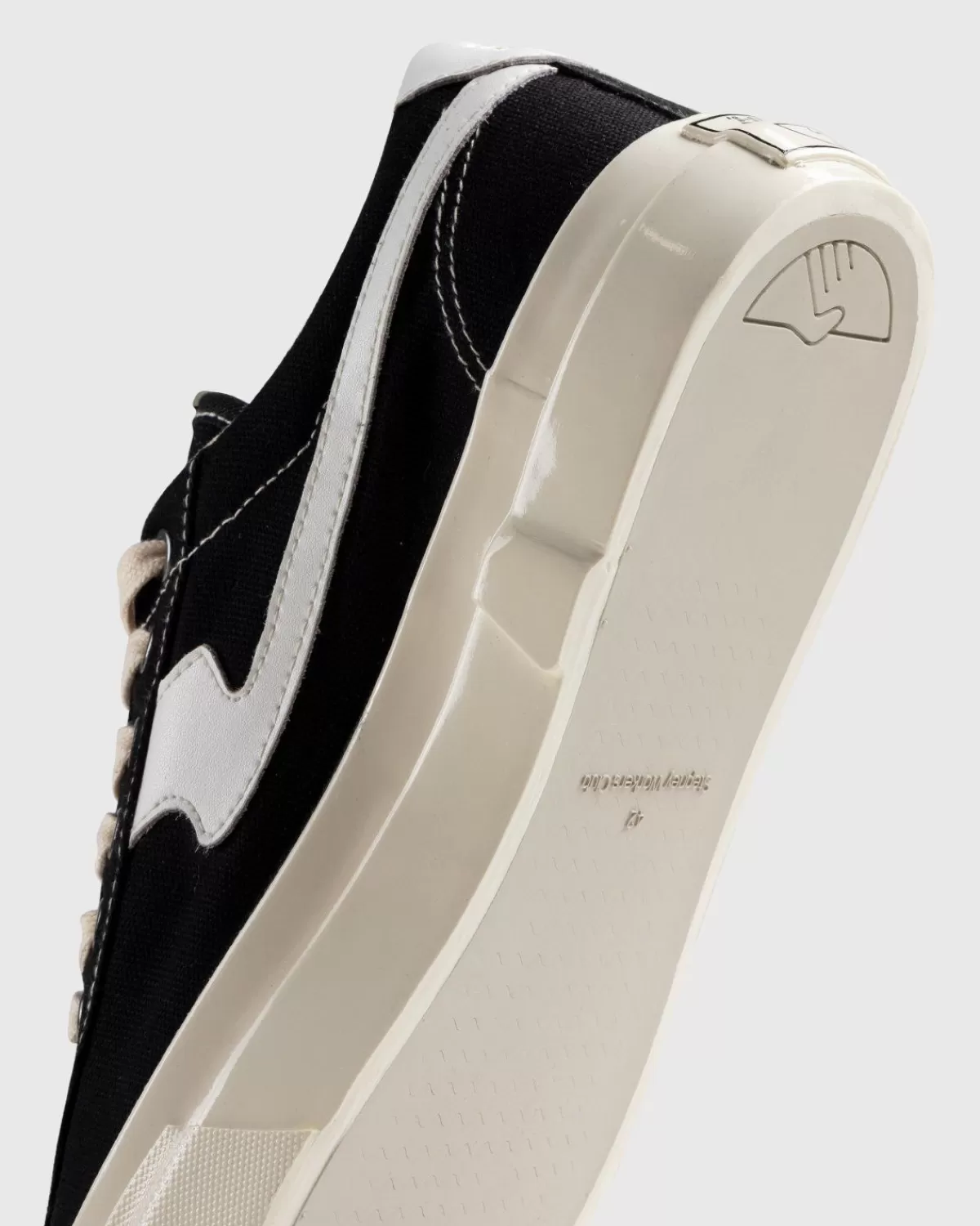 stepney_workers_club_dellow_sstrike_canvas_zwart_5.webp Stepney Workers Club Dellow S-Strike Canvas Zwart Store