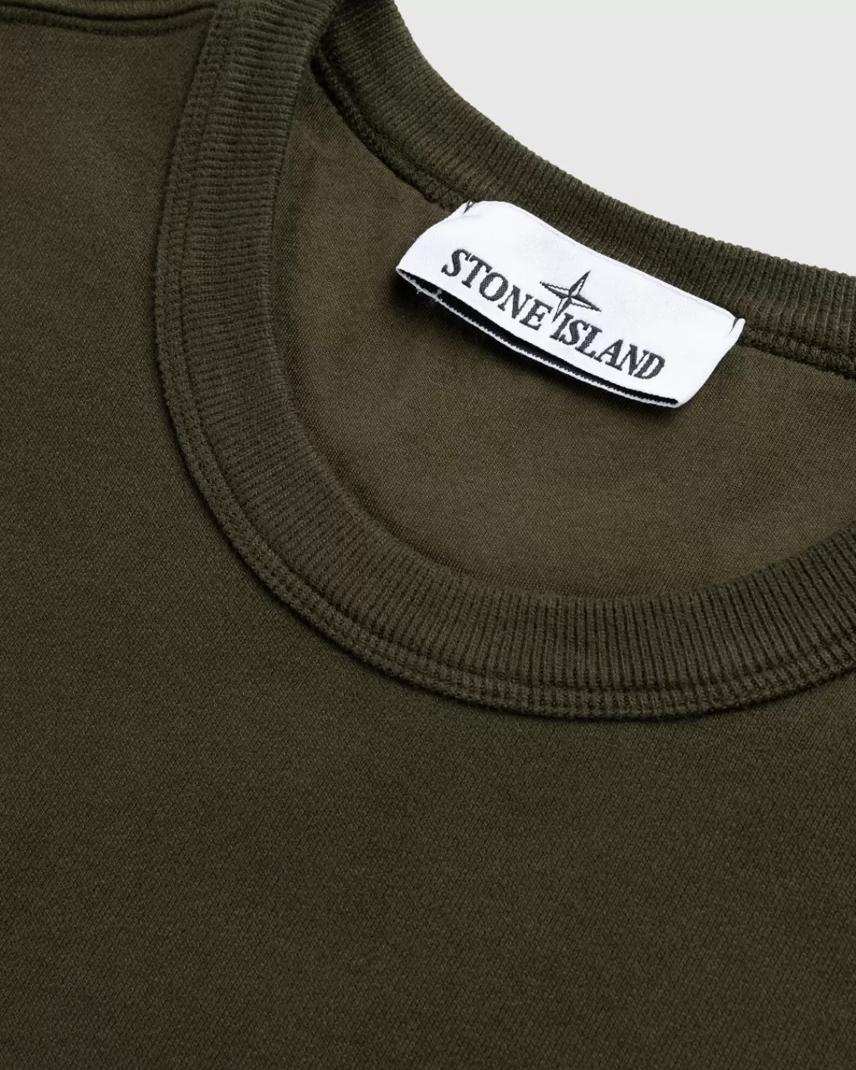 Gebreide Kleding^Stone Island Kledinggeverfde, Geborstelde Fleece Met Ronde Hals, Olijfgroen