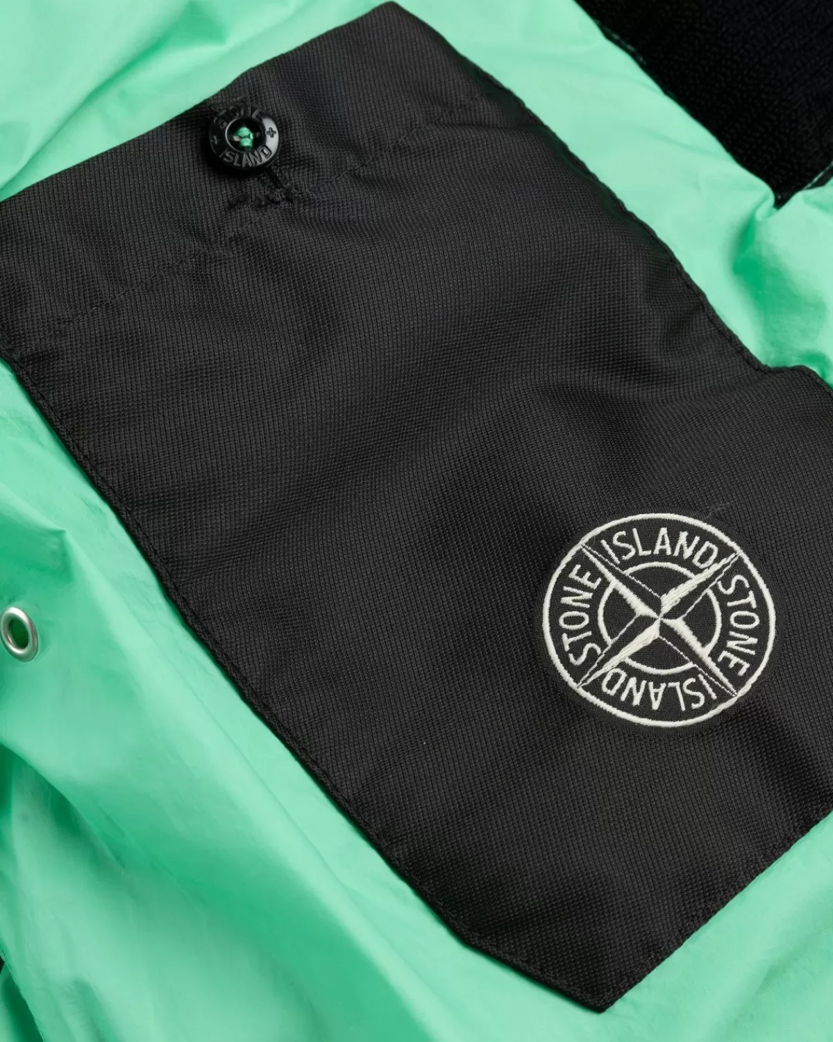 stone_island_nylon_metalen_donsvest_lichtgroen_2.webp Bovenkleding^Stone Island Nylon Metalen Donsvest Lichtgroen