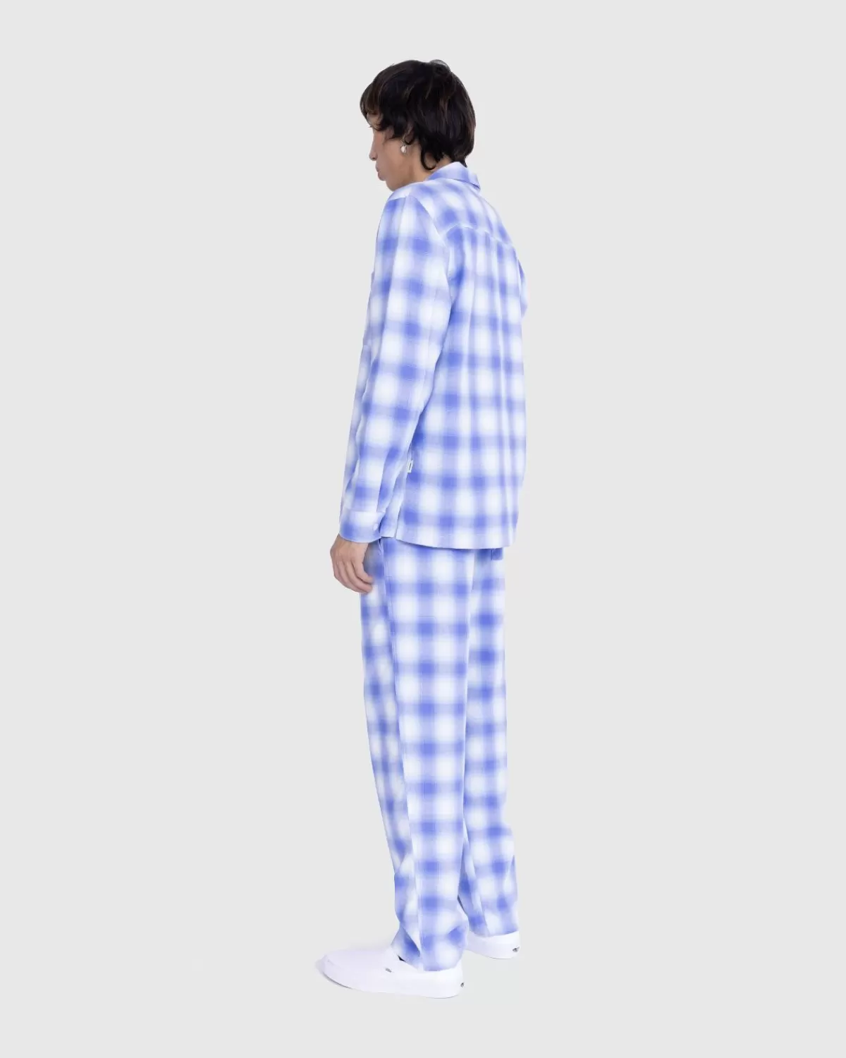 tekla_flanellen_pyjamabroek_lichtblauw_geruit_3.webp Loungekleding^Tekla Flanellen Pyjamabroek Lichtblauw Geruit