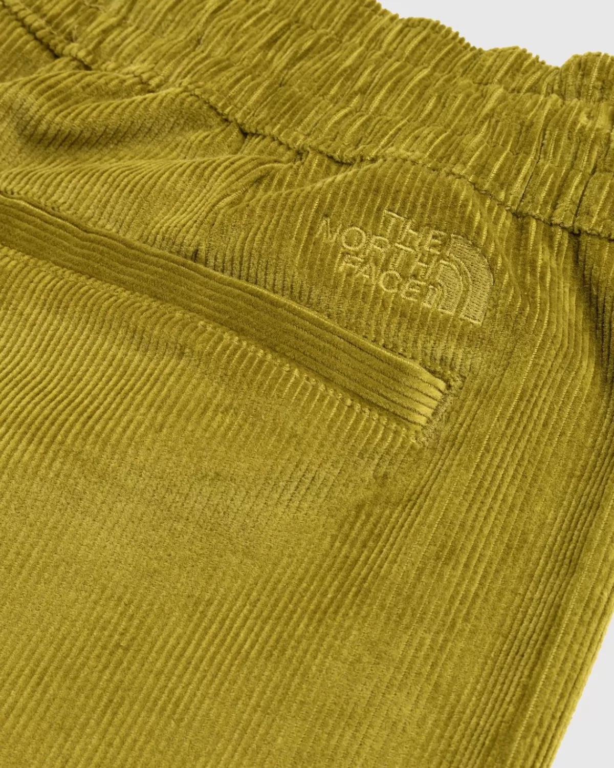Broek^The North Face Utility Cord Easy Pant Sulphur Moss