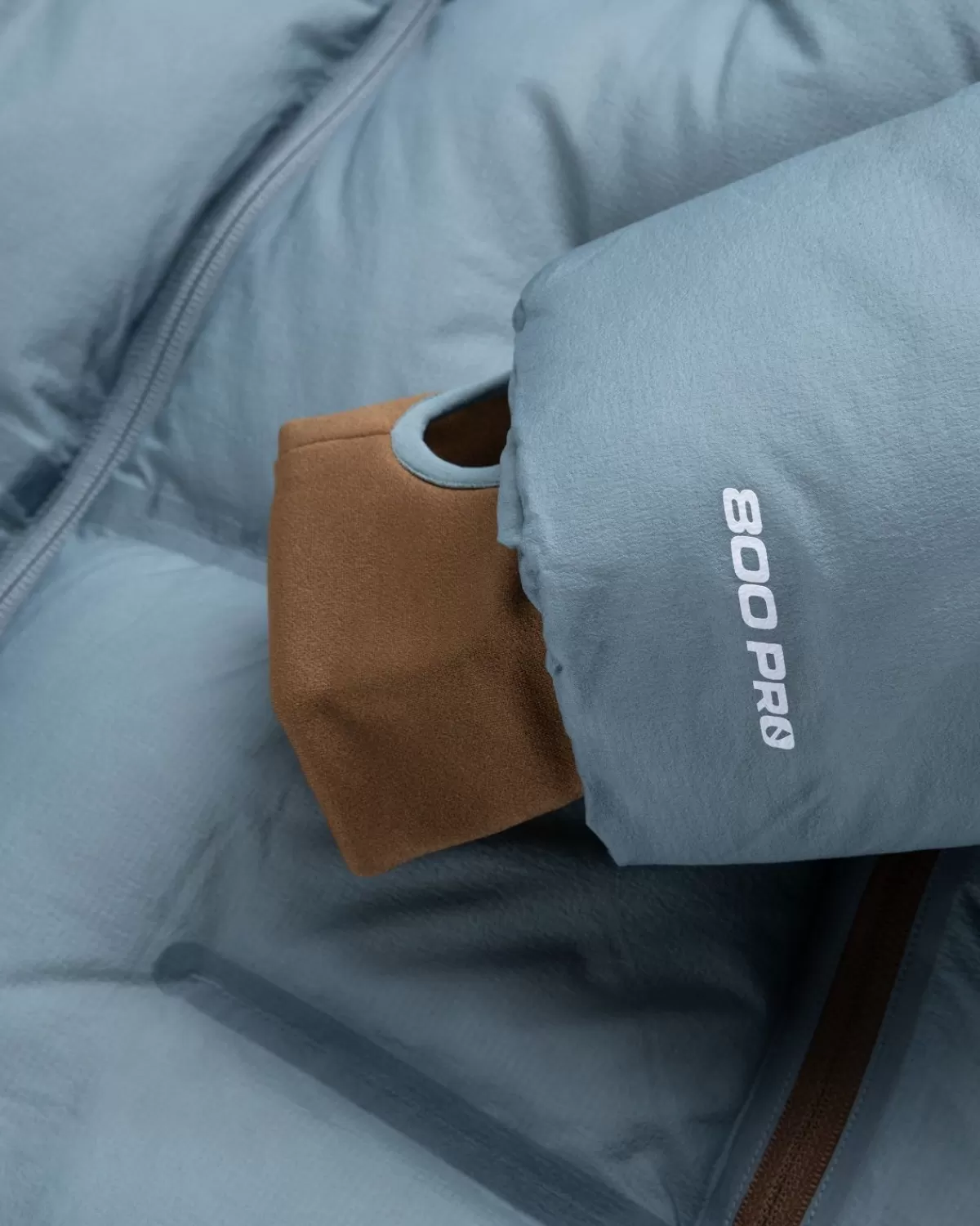 the_north_face_x_undercover_soukuu_cloud_down_nupste_sepia_bruinbetongrijs_5.webp Bovenkleding^The North Face X Undercover Soukuu Cloud Down Nupste Sepia Bruin/Betongrijs