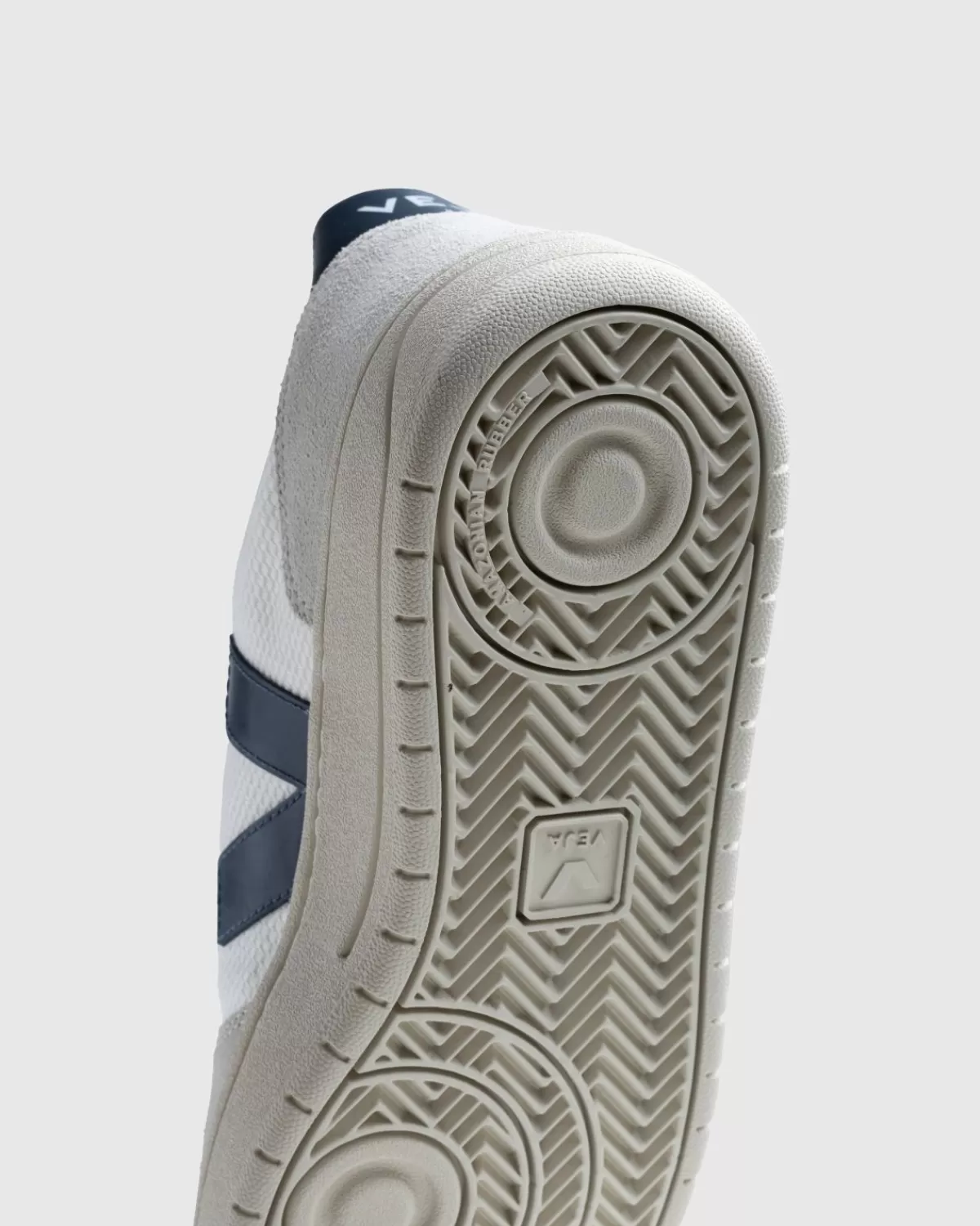 veja_v10_bmesh_witnautico_5.webp VEJA V-10 B-Mesh Wit/Nautico Cheap